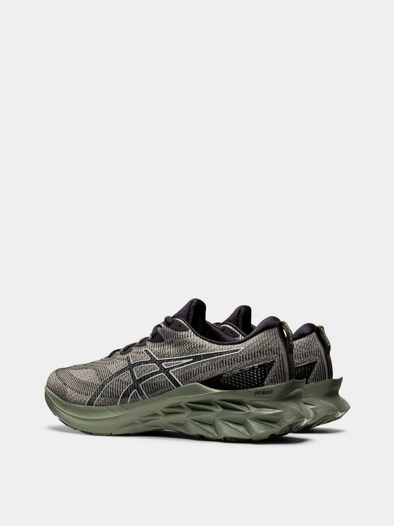 Кроссовки Asics модель 1011B331-300 Фото