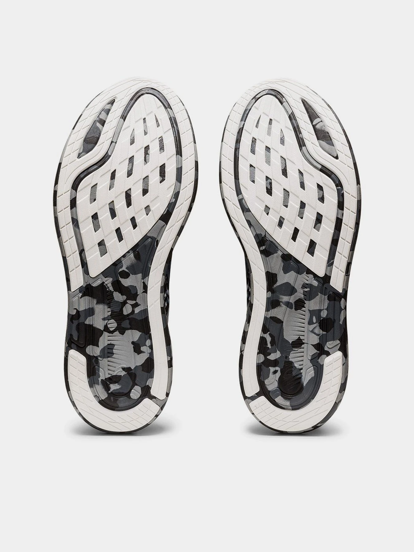 Кроссовки Asics модель 1011B368-001 Фото