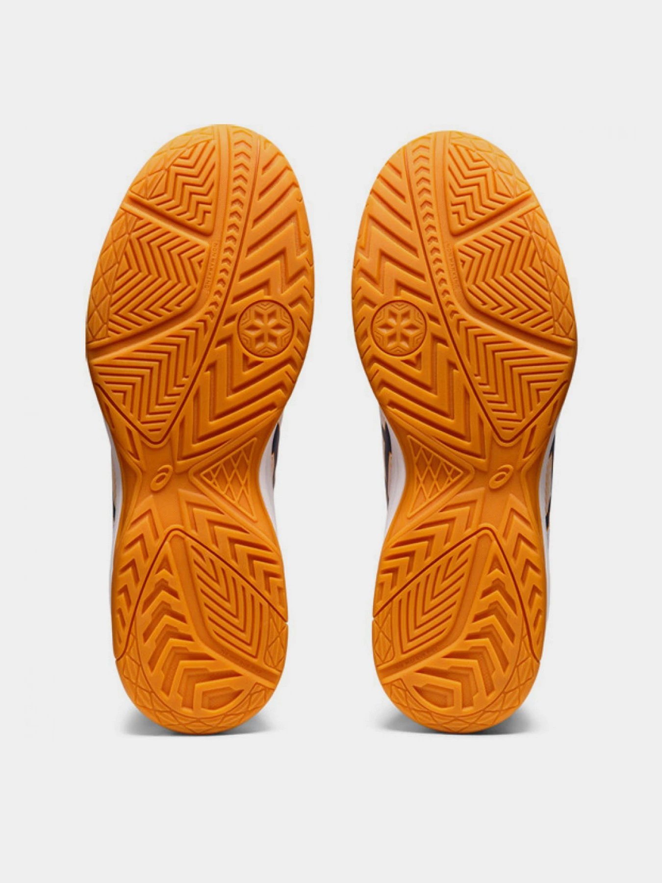 Кроссовки Asics UPCOURT™ 5 модель 1071A086-100 Кроссовки Asics UPCOURT™ 5 модель 1071A086-100 Фото