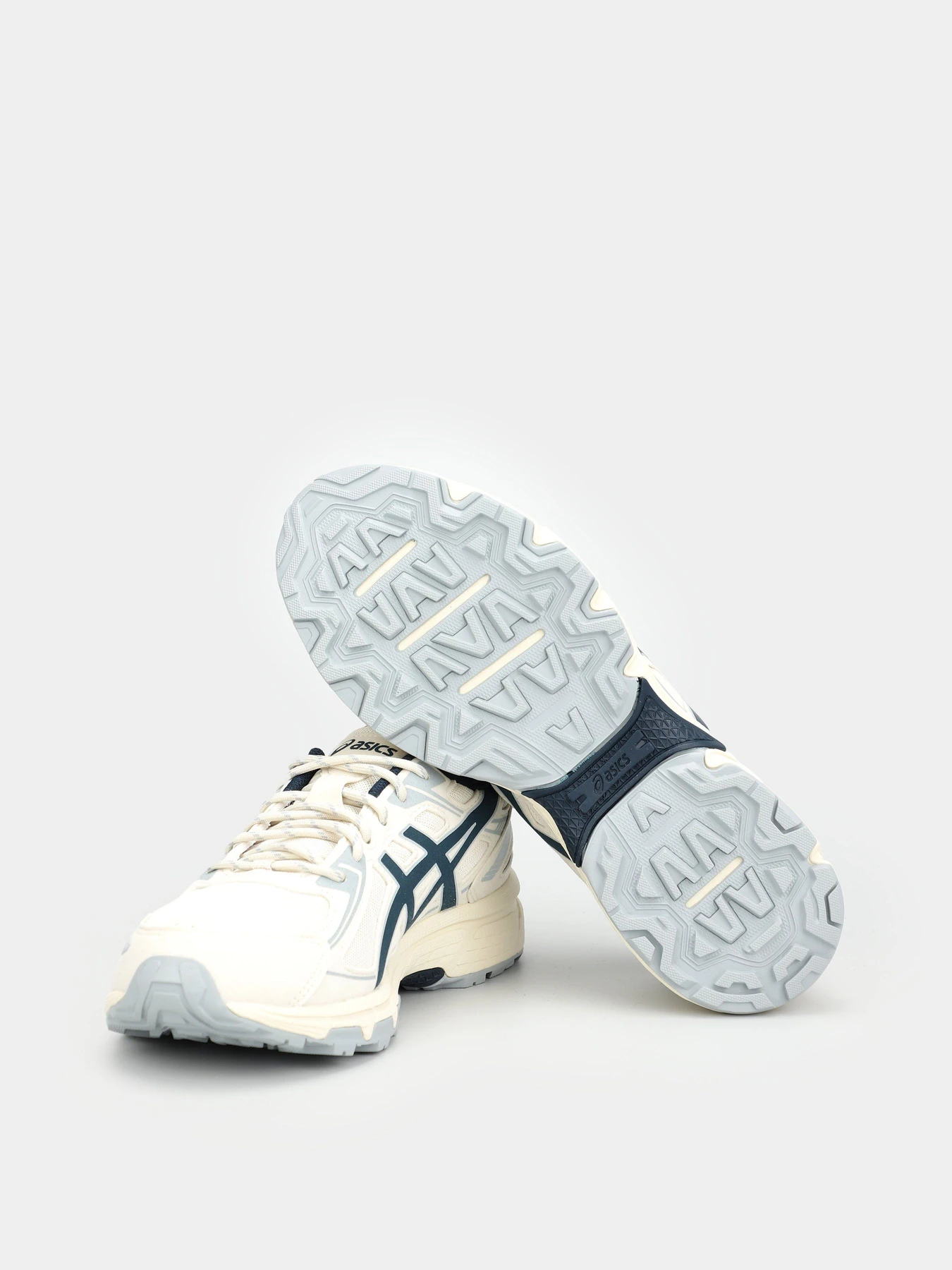 Кроссовки Asics Gel-Venture 6 модель 1203A239-200 Кроссовки Asics Gel-Venture 6 модель 1203A239-200 Фото