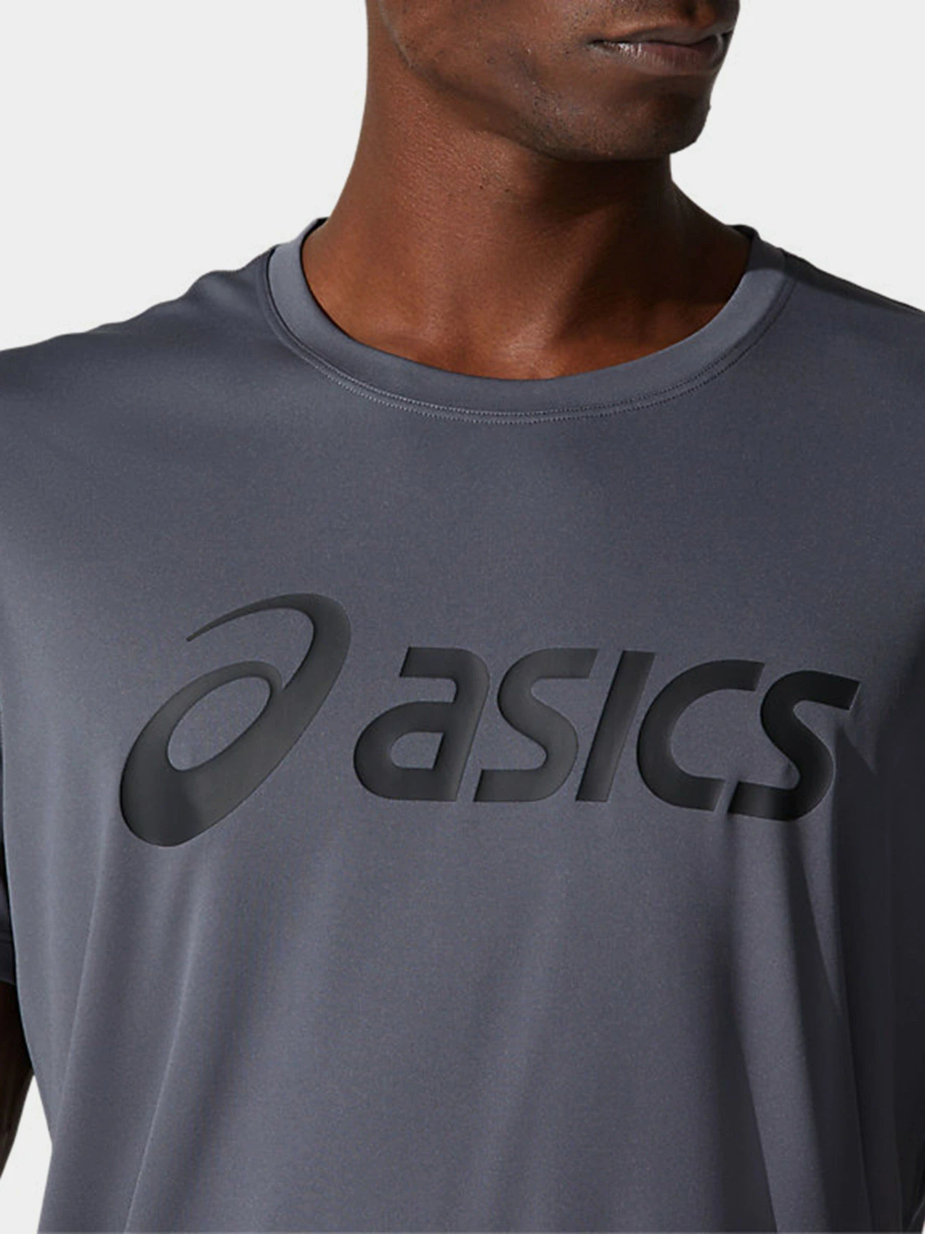 Футболки и поло Asics Core модель 2011C334-021 Футболки и поло Asics Core модель 2011C334-021 Фото