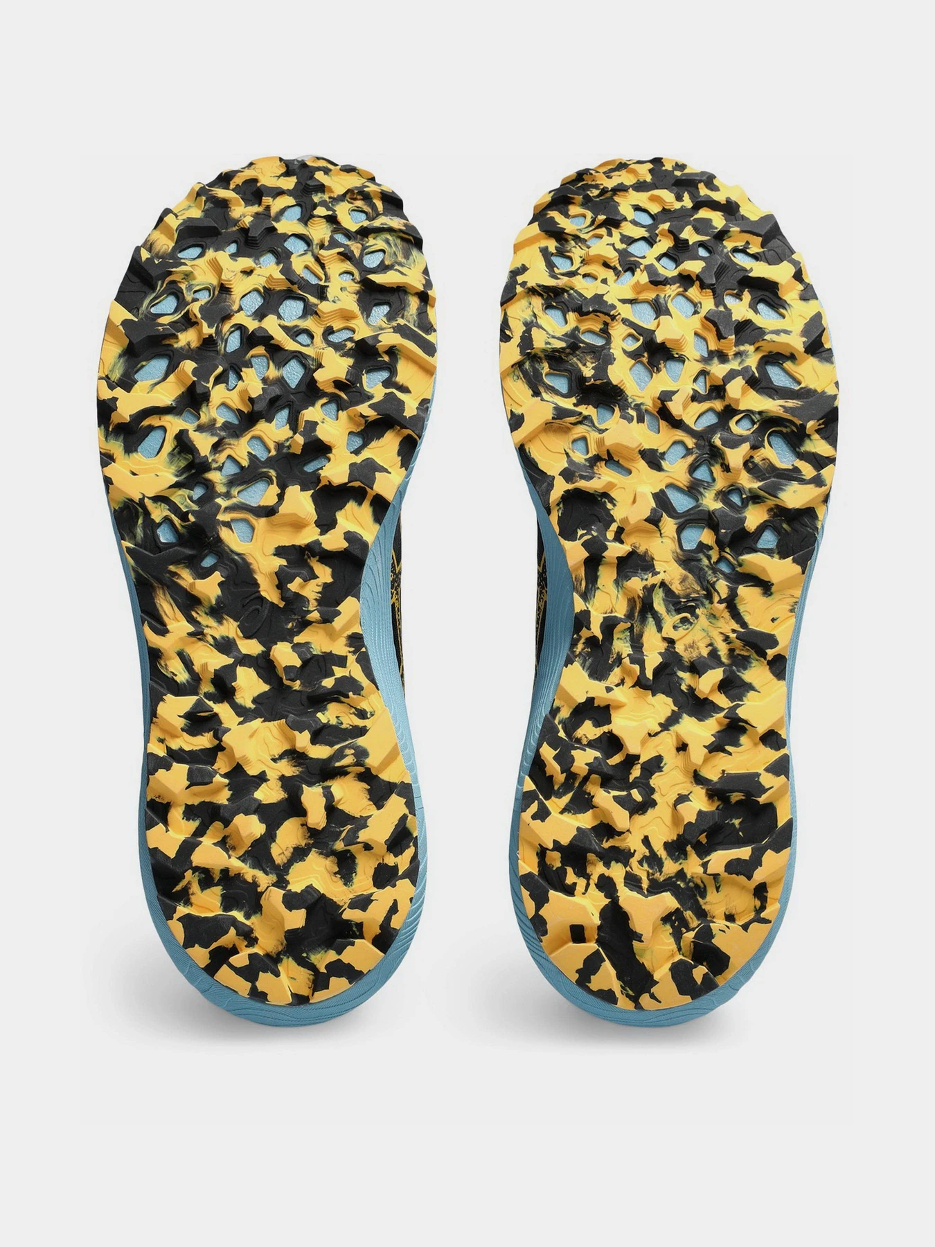 Кросівки Asics Trabuco Terra 2 модель 1011B607-001 Чорний Кросівки Asics Trabuco Terra 2 модель 1011B607-001 Чорний Фото