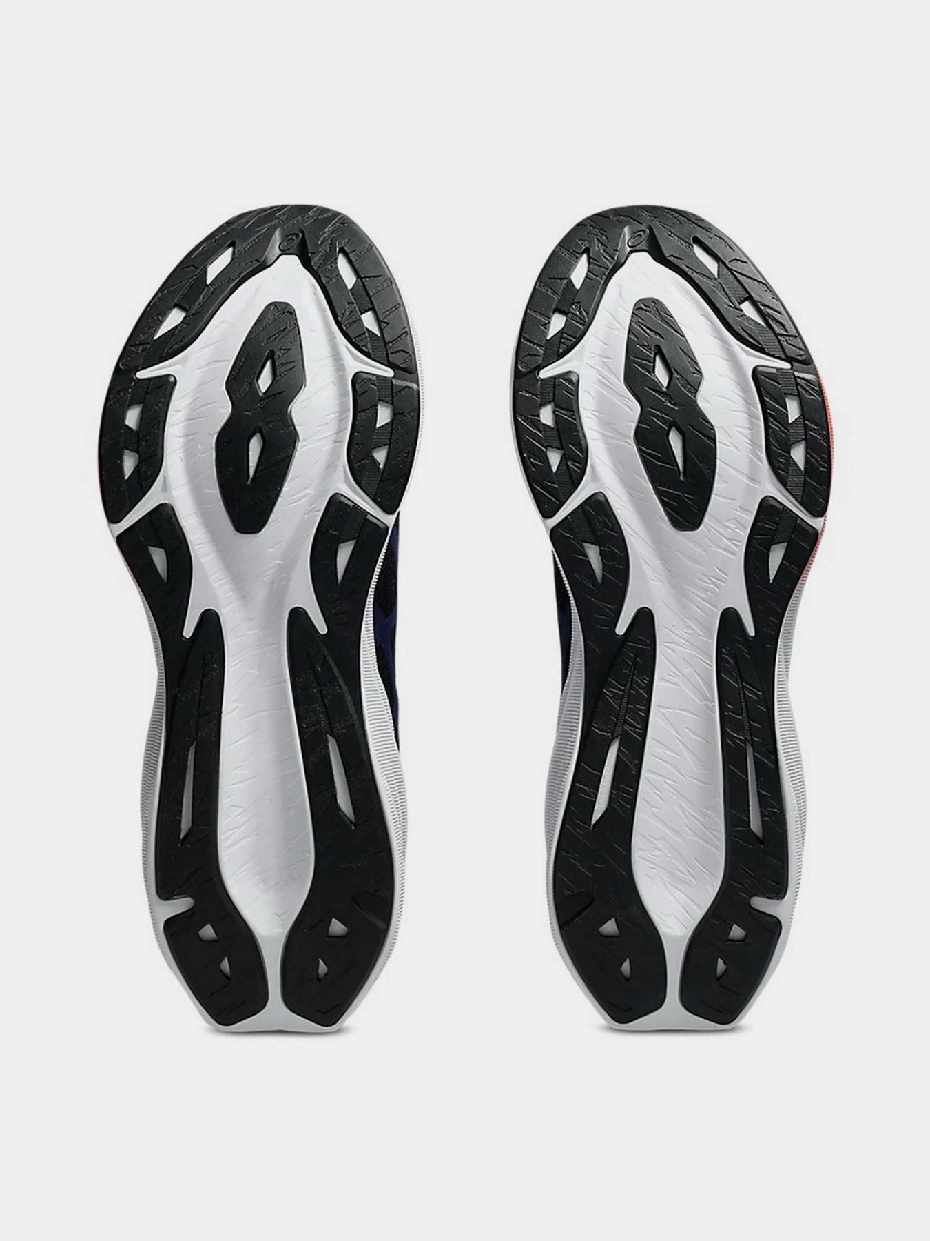 Кросівки Asics DYNABLAST 5 модель 1011B983-400 Фото
