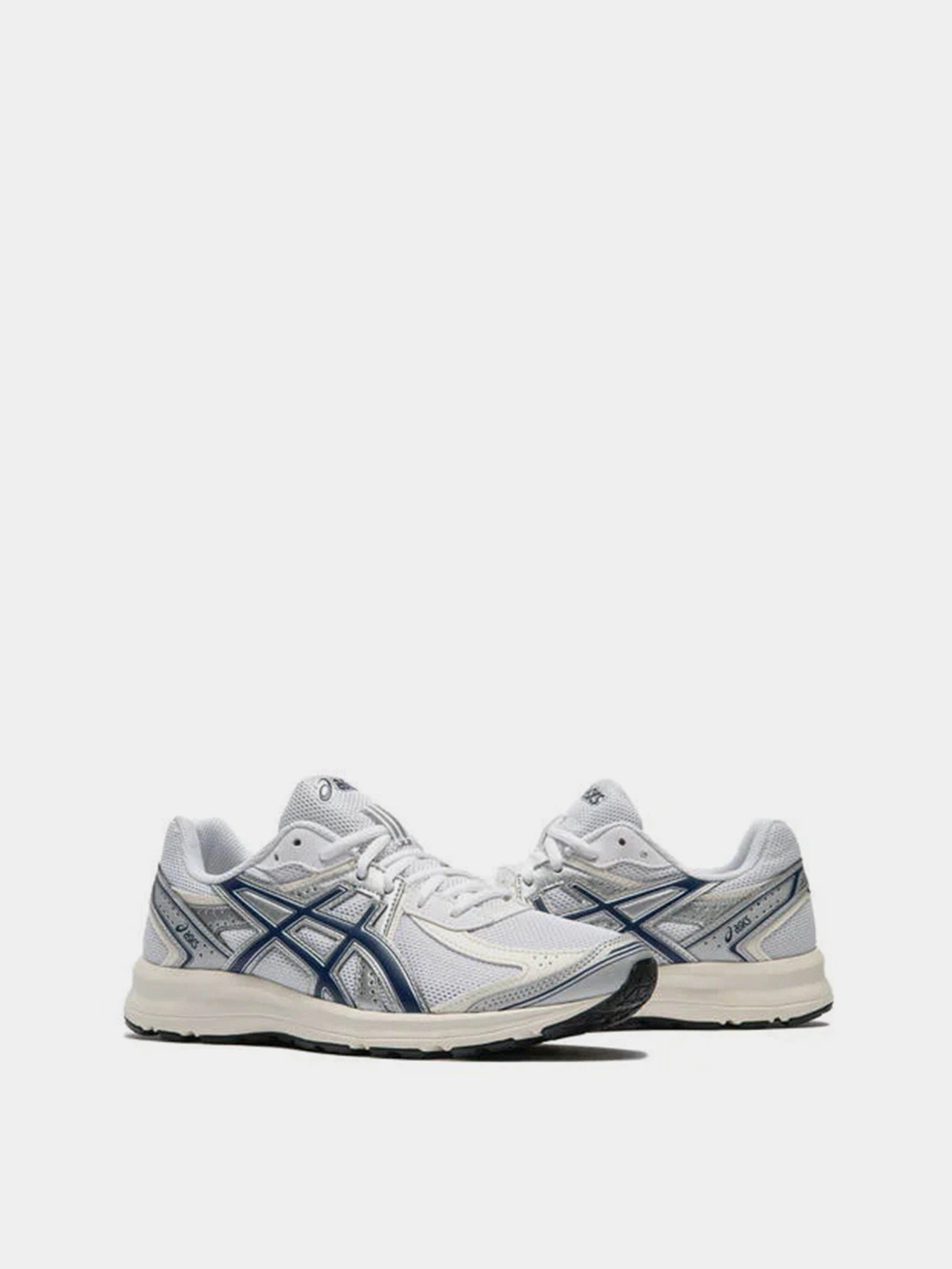 Кросівки Asics JOG 100S модель 1203A684-105 Кросівки Asics JOG 100S модель 1203A684-105 Фото