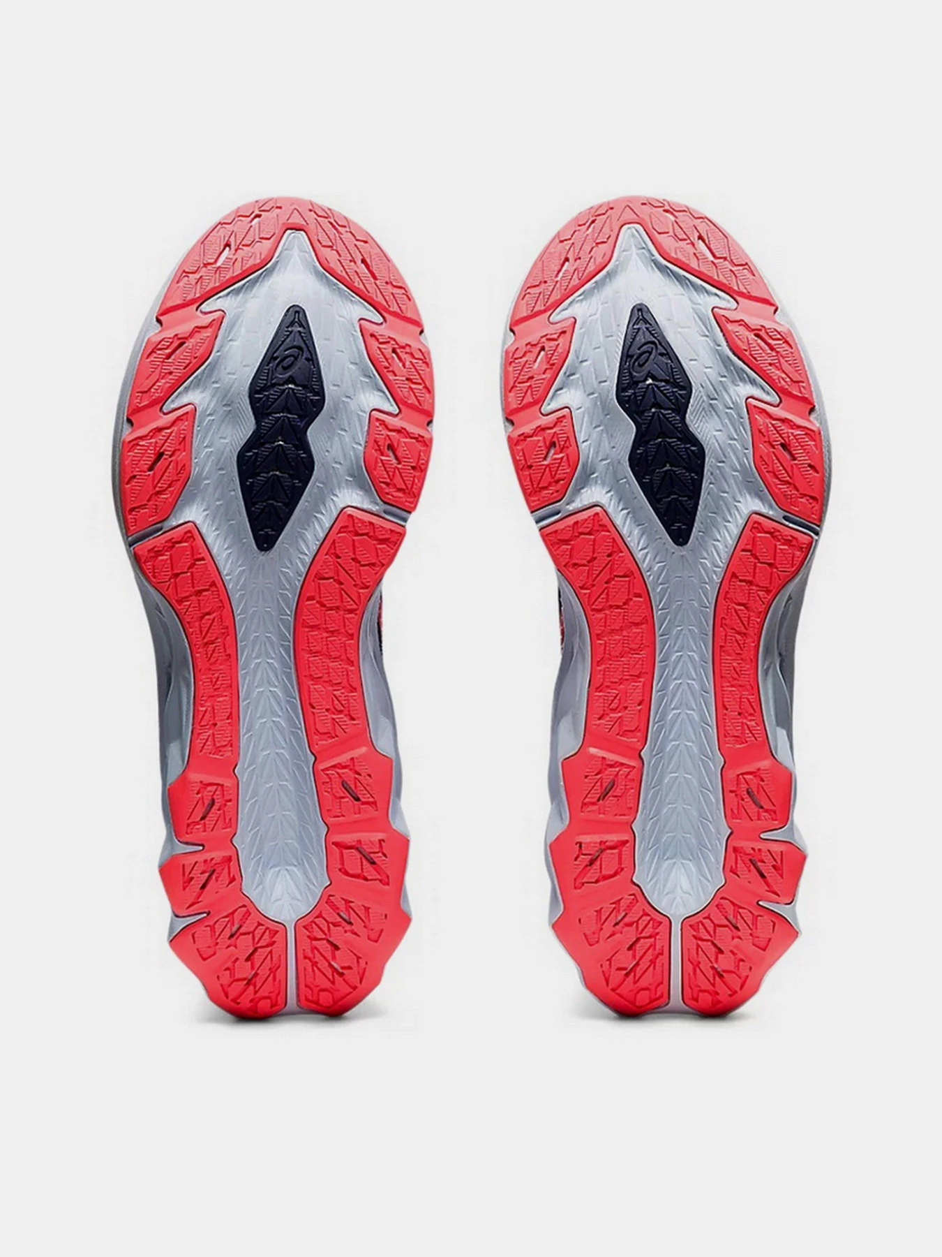 Кросівки Asics Novablast 2 модель 1012B049-400 Кросівки Asics Novablast 2 модель 1012B049-400 Фото