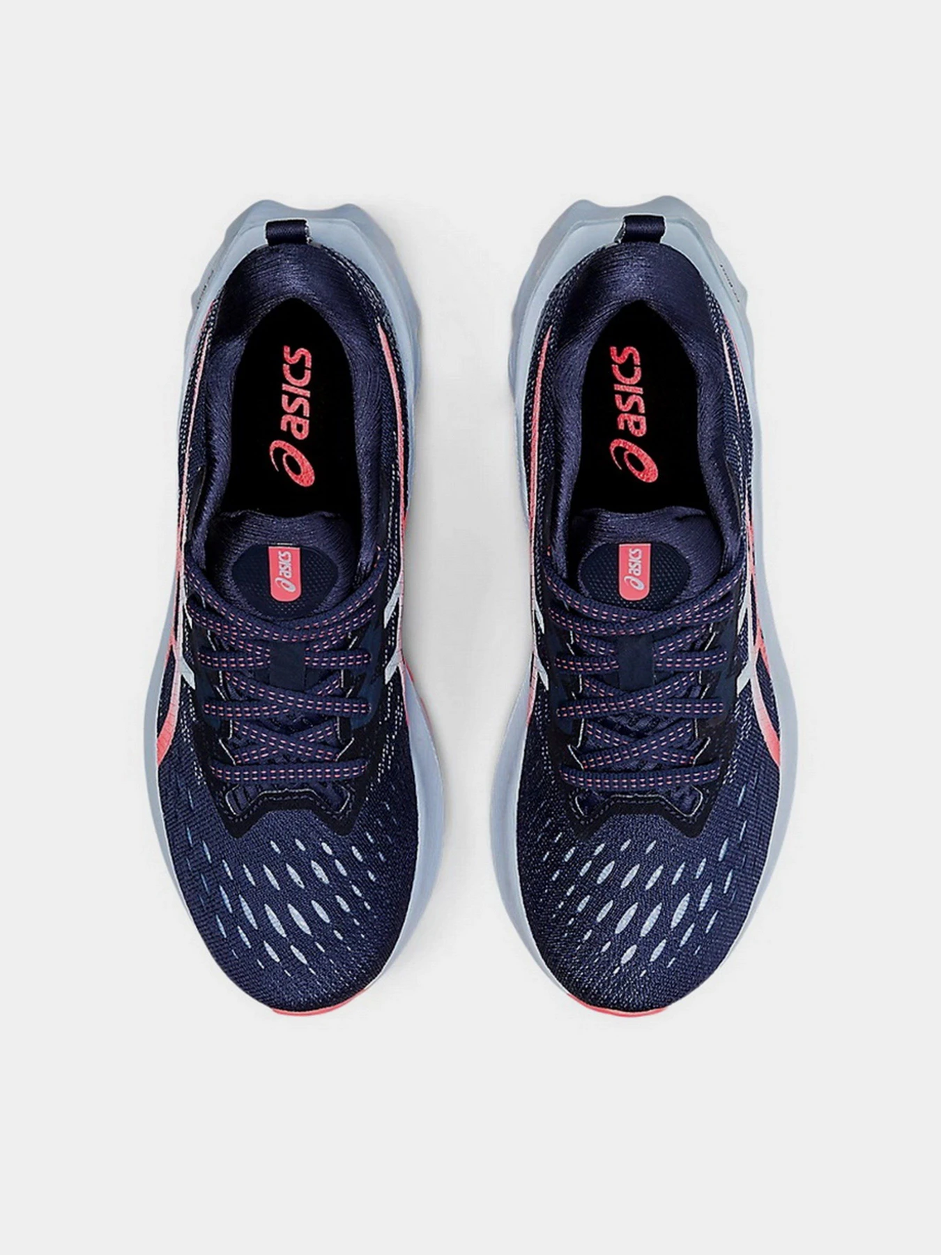 Кросівки Asics Novablast 2 модель 1012B049-400 Кросівки Asics Novablast 2 модель 1012B049-400 Фото