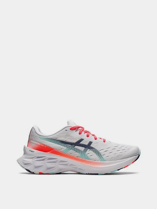 Кросівки Asics Novablast 2 модель 1012B152-960 Фото