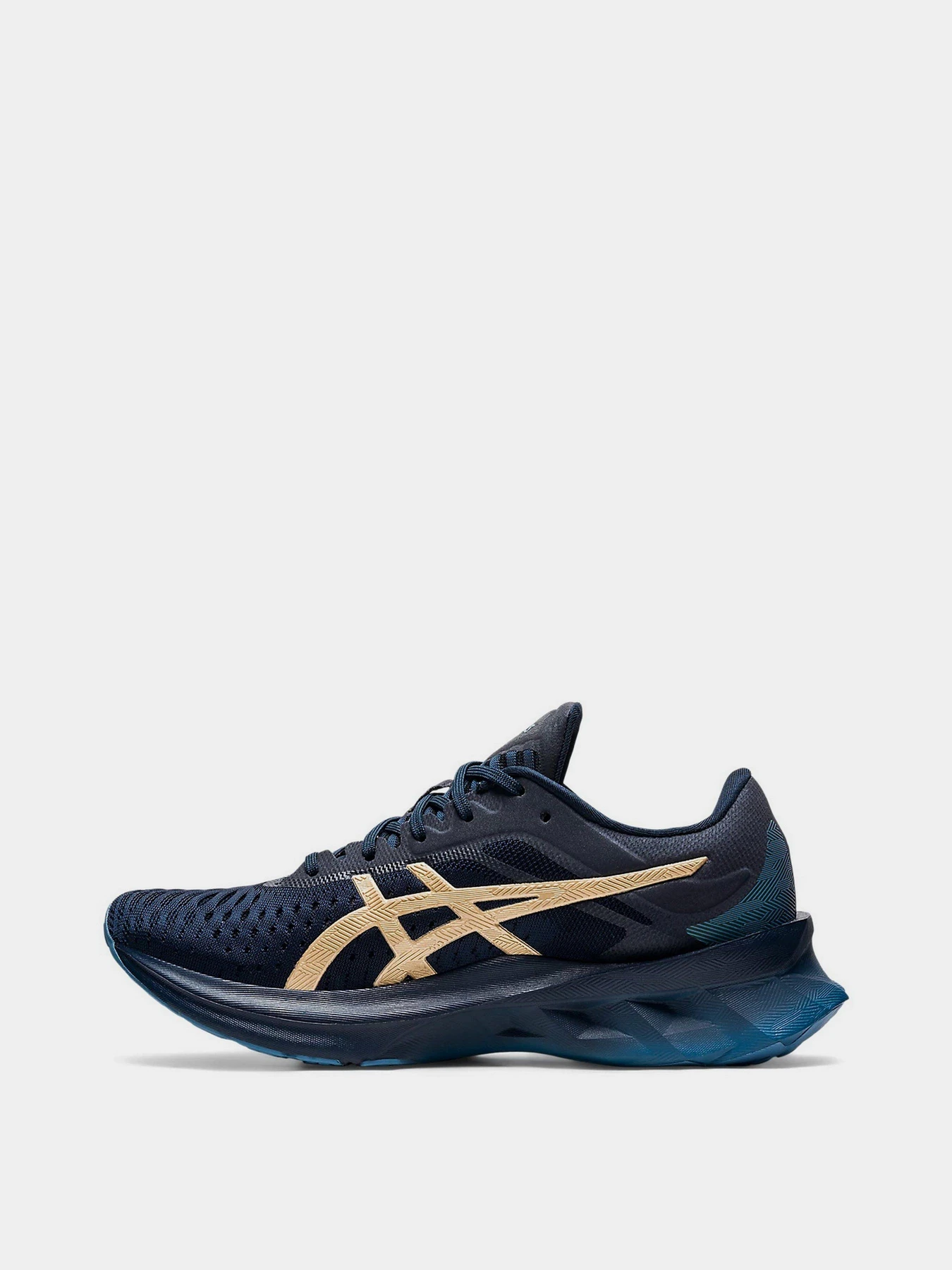 Кроссовки Asics NOVABLAST модель 1012A584-401 Кроссовки Asics NOVABLAST модель 1012A584-401 Фото