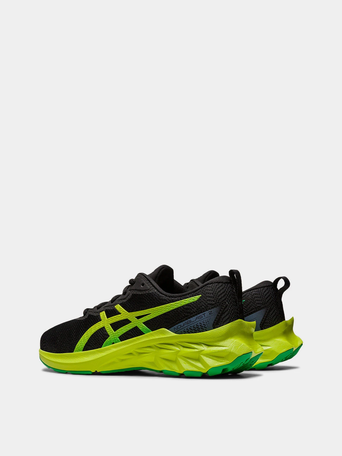 Кроссовки Asics NOVABLAST™ 2 Grade School модель 1014A235-004 Кроссовки Asics NOVABLAST™ 2 Grade School модель 1014A235-004 Фото