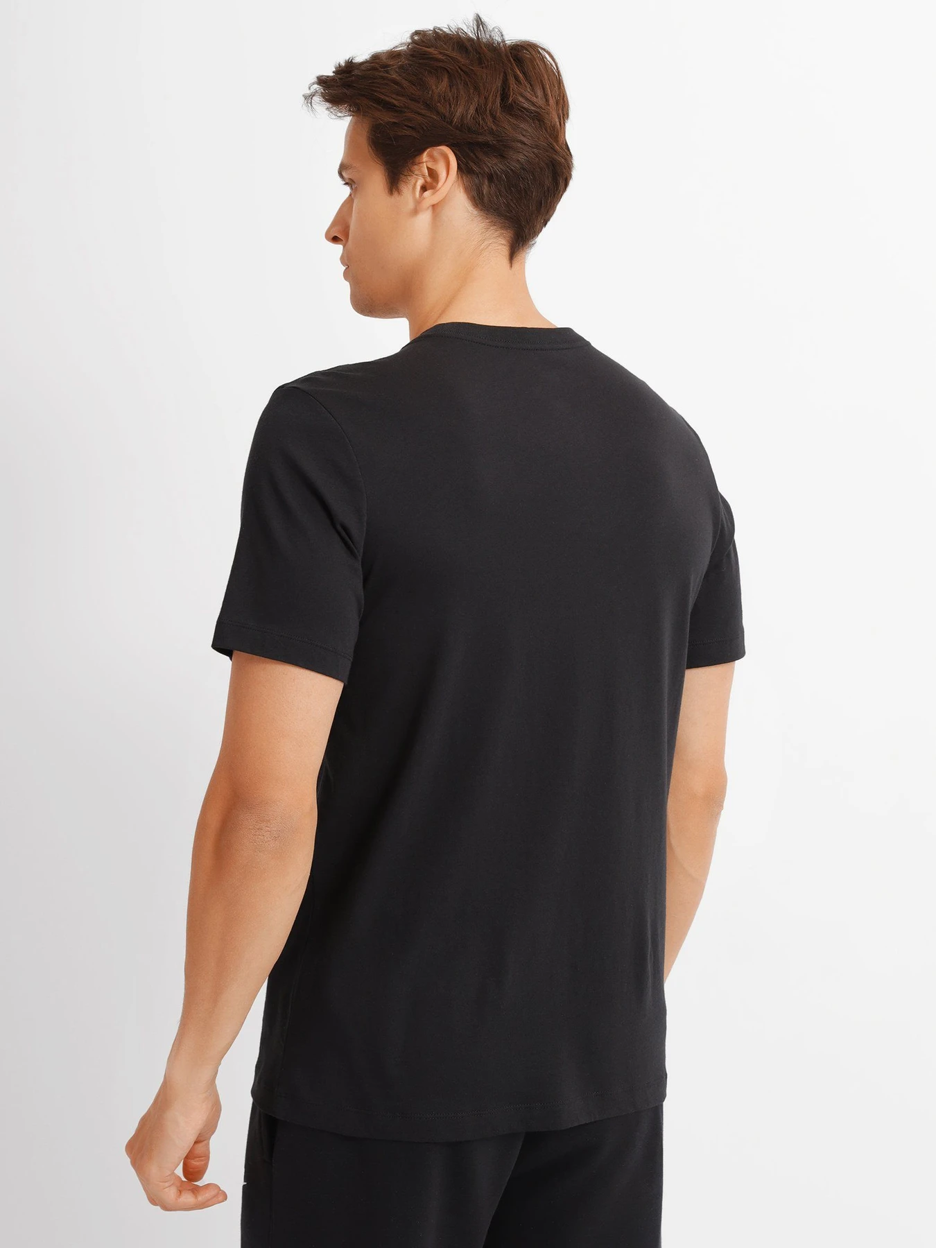 Футболки и поло NIKE Sportswear Swoosh Tee модель DN5243-010 Фото