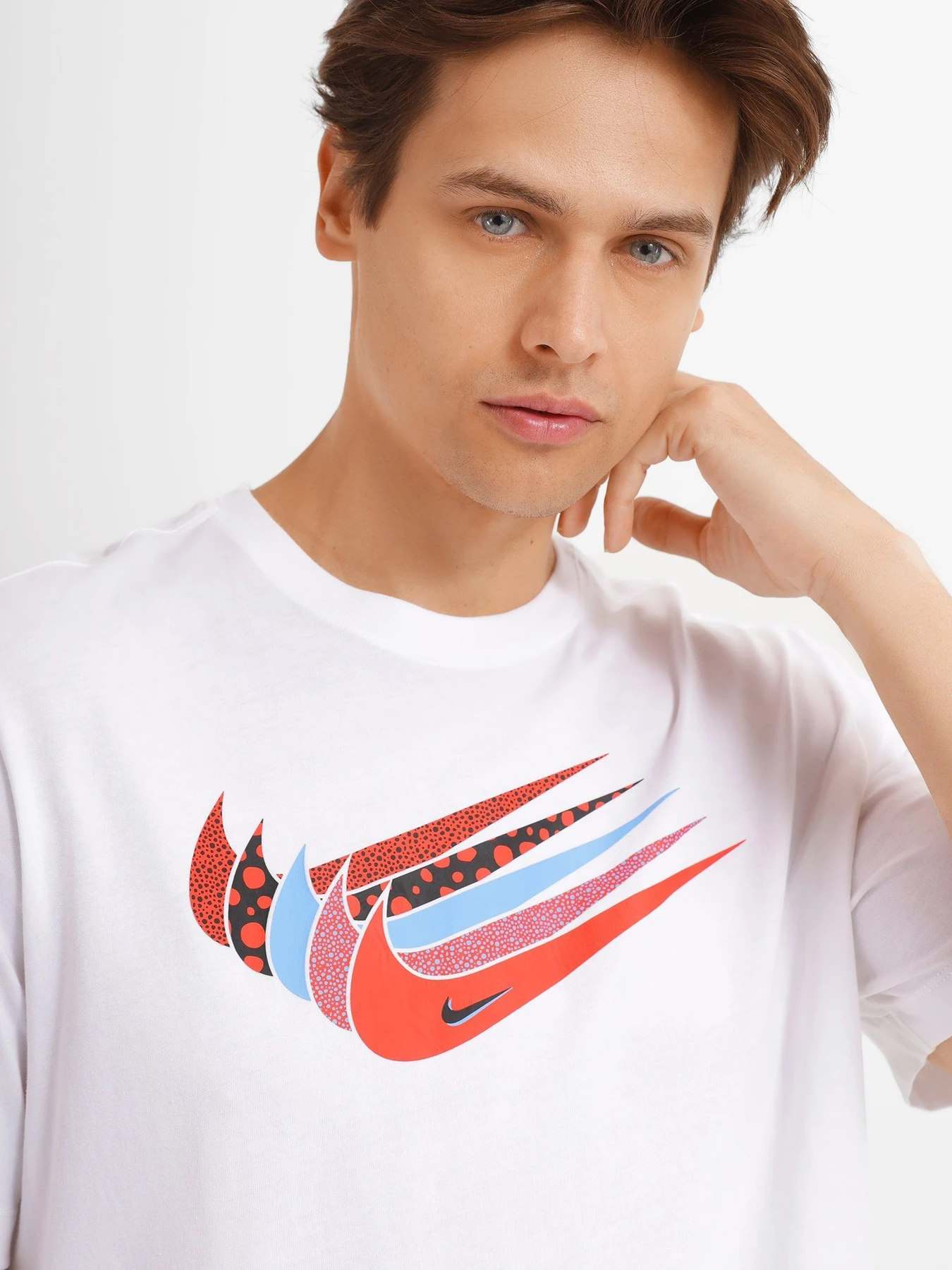 Футболки і поло NIKE Sportswear Swoosh модель DN5243-100 Футболки і поло NIKE Sportswear Swoosh модель DN5243-100 Фото