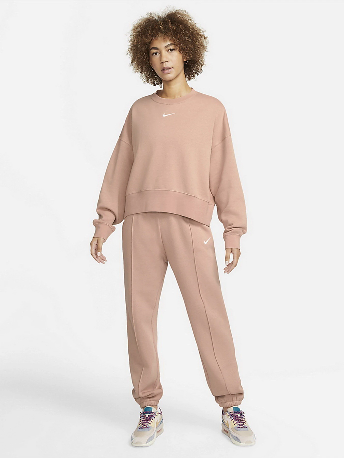 Худи и свитшоты NIKE Sportswear Collection Essentials модель DQ5096-609 Худи и свитшоты NIKE Sportswear Collection Essentials модель DQ5096-609 Фото