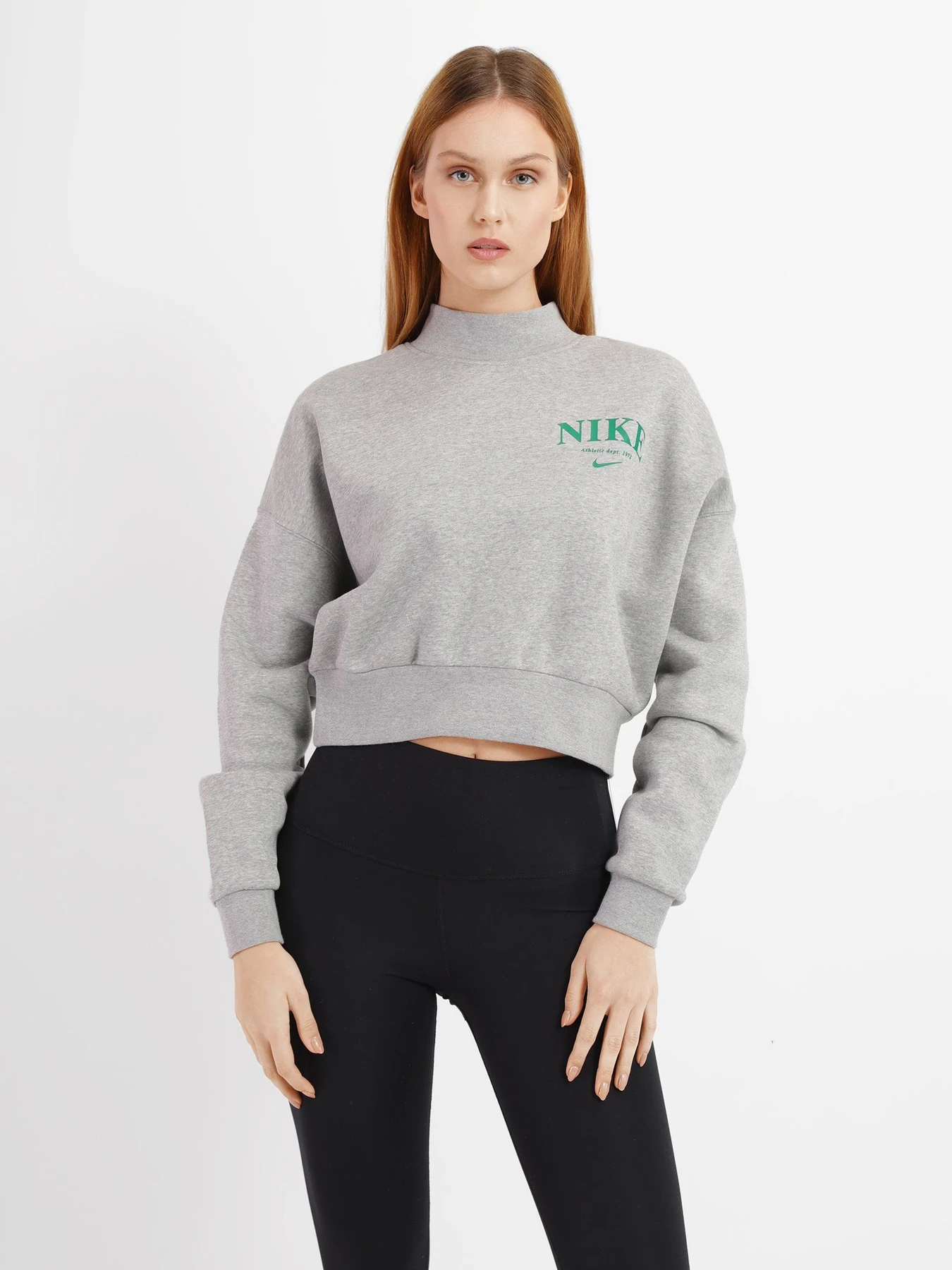 Худи и свитшоты NIKE Essentials Fleece модель DQ5385-063 Худи и свитшоты NIKE Essentials Fleece модель DQ5385-063 Фото