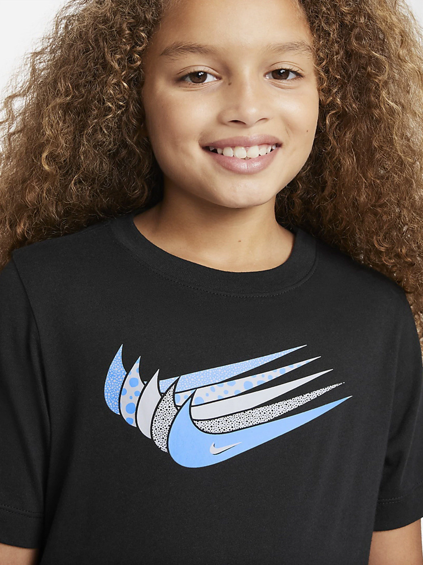 Футболки и поло NIKE Sportswear модель DO1824-010 Футболки и поло NIKE Sportswear модель DO1824-010 Фото