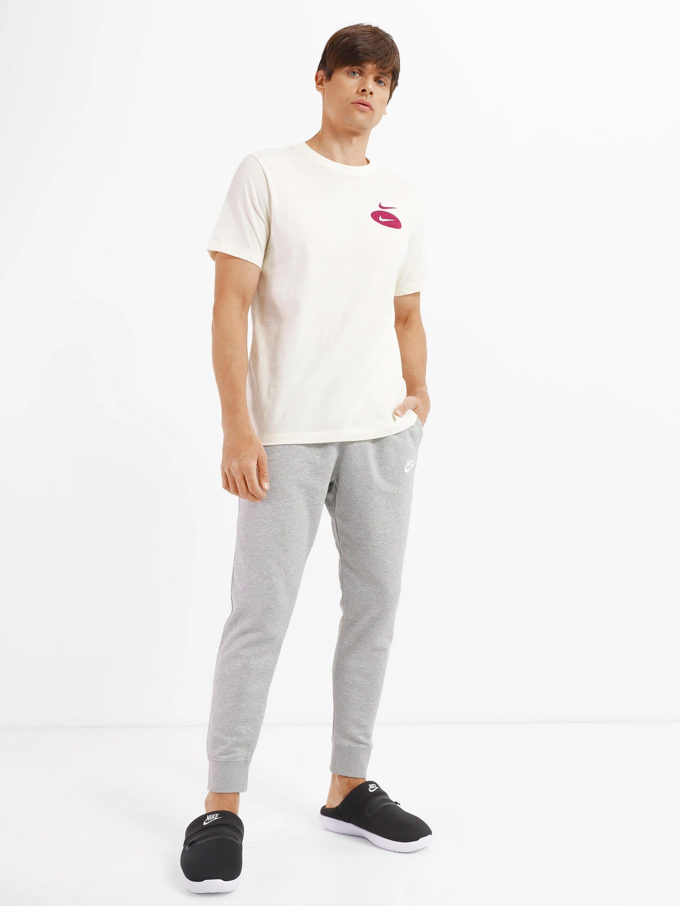 Брюки NIKE Sportswear Club модель BV2679-063 Брюки NIKE Sportswear Club модель BV2679-063 Фото