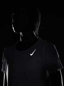 Футболки и поло NIKE DF RACE TOP SS модель DD5927-100 Фото