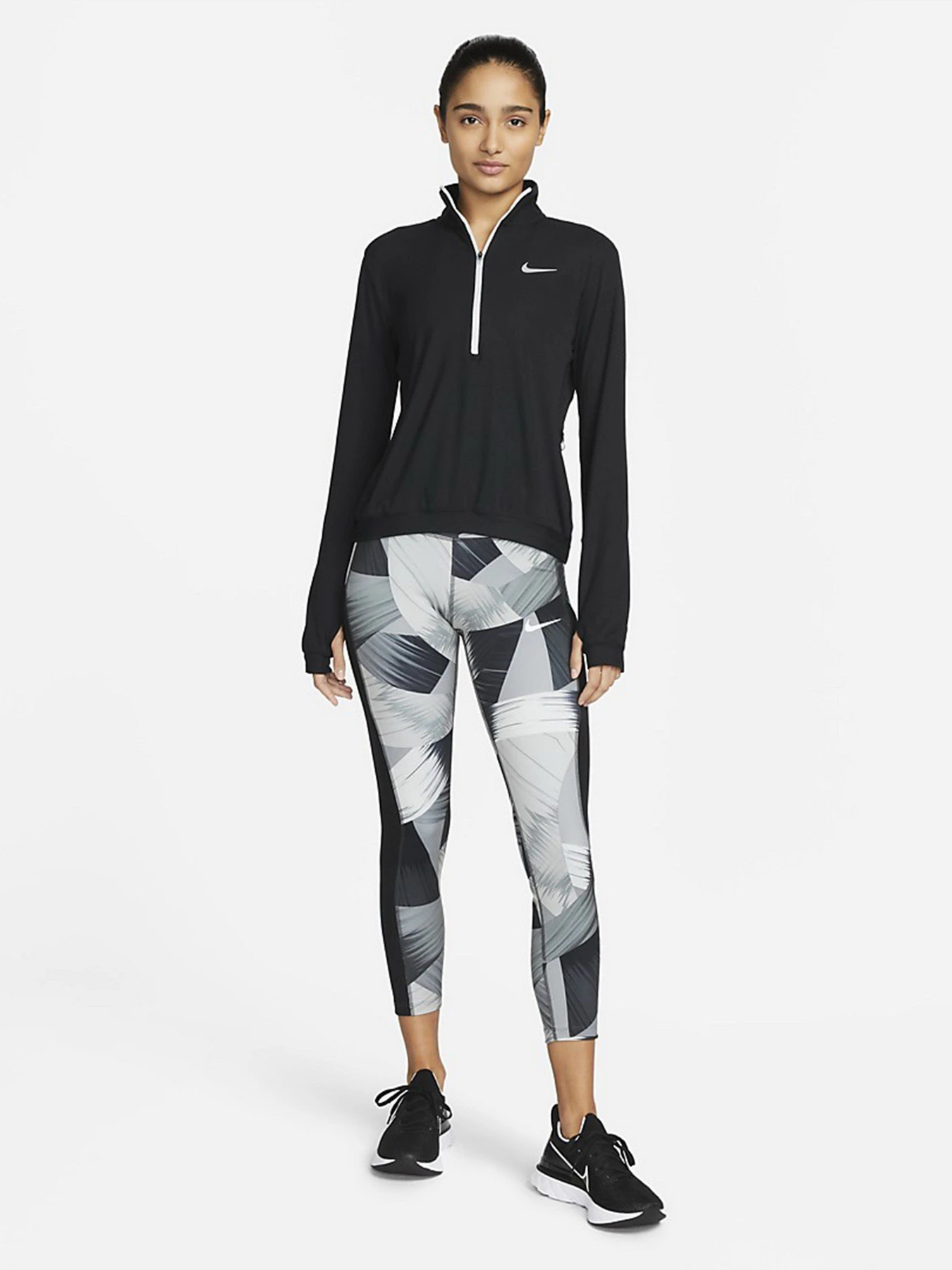 Худи и свитшоты NIKE Dri-FIT Element модель DM7365-010 Худи и свитшоты NIKE Dri-FIT Element модель DM7365-010 Фото