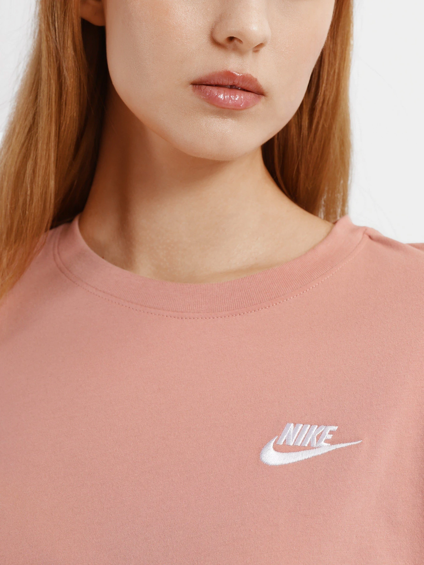 Футболки и поло NIKE Sportswear модель DN2393-609 Футболки и поло NIKE Sportswear модель DN2393-609 Фото