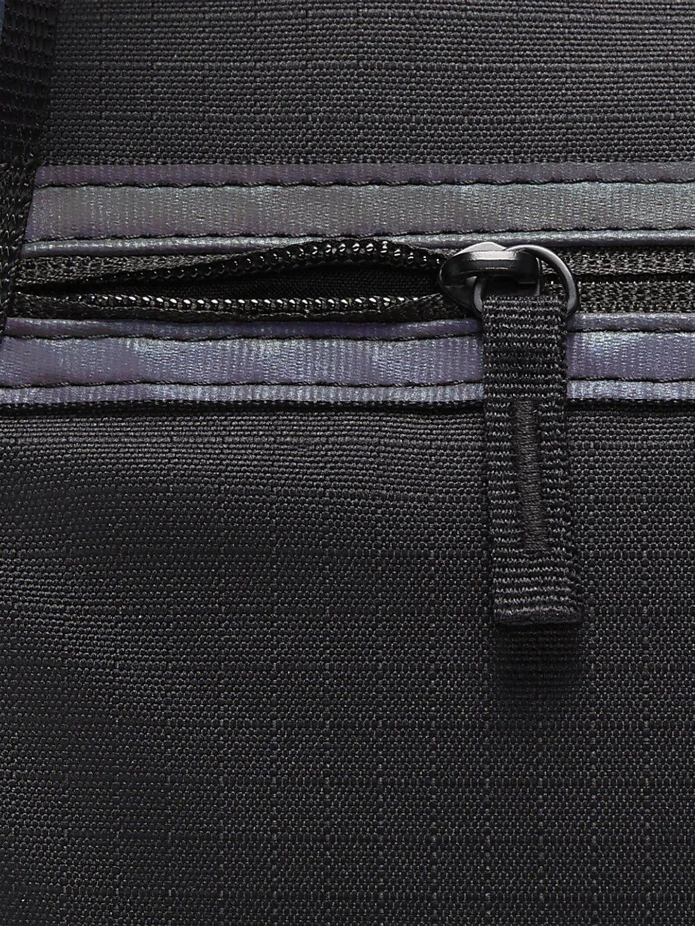 Дорожные сумки и чемоданы NIKE Gym Club модель DB3258-010 Дорожные сумки и чемоданы NIKE Gym Club модель DB3258-010 Фото