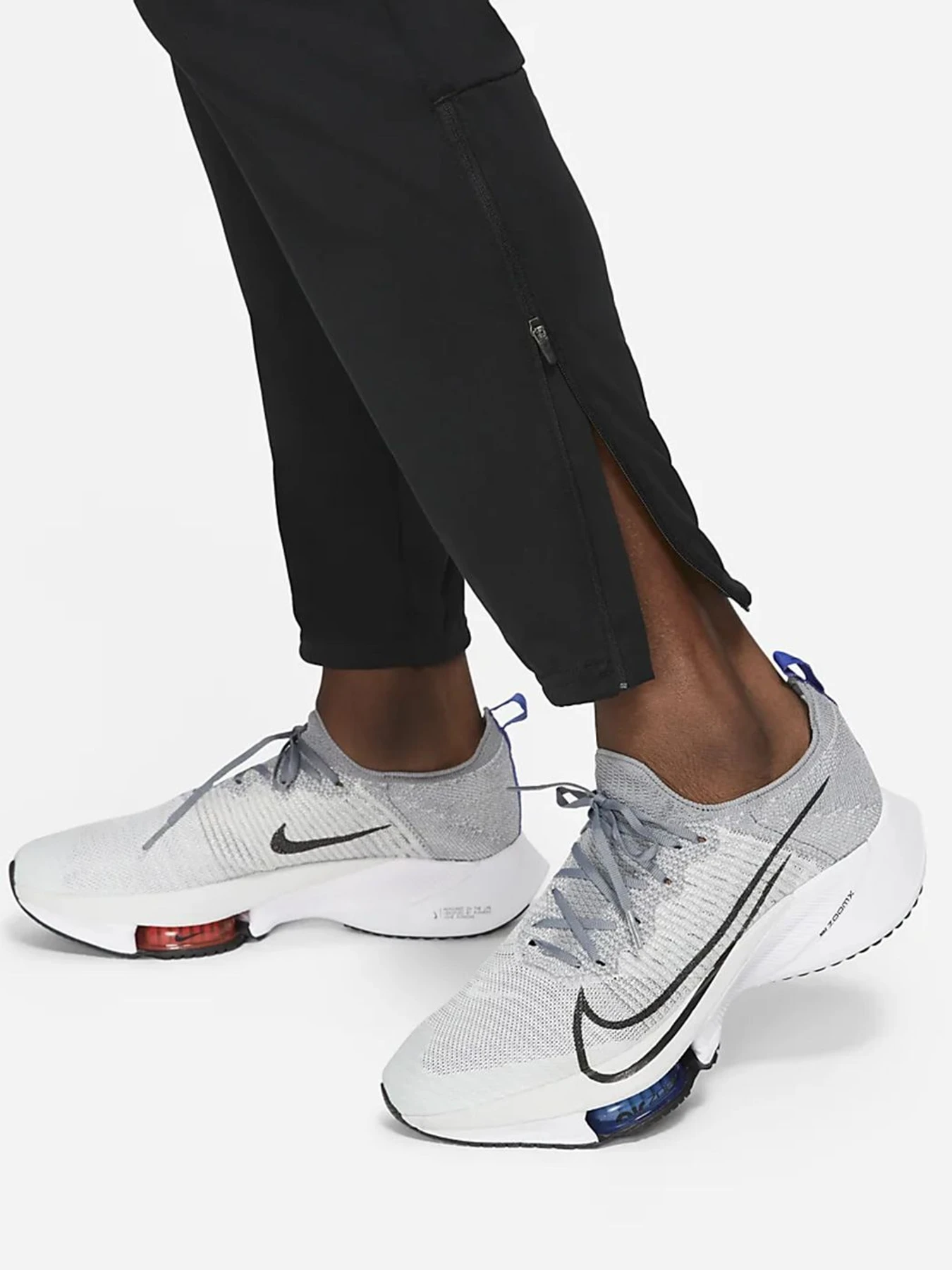Брюки NIKE Dri-FIT Challenger модель DD5003-010 Фото