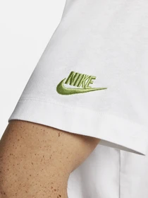 Футболки і поло NIKE Sportswear Ess+ модель DM6377-100 Фото