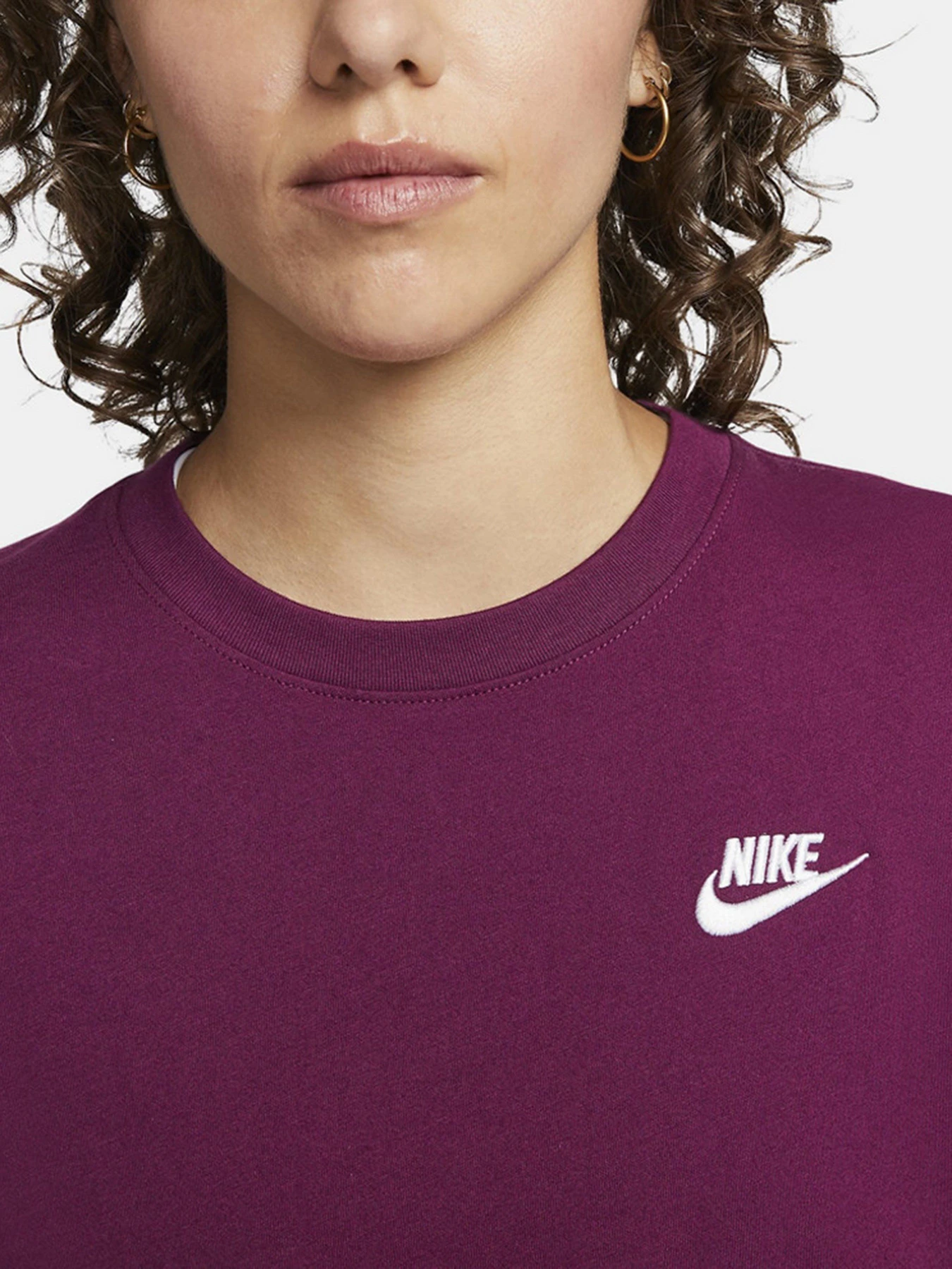 Футболки и поло NIKE Sportswear модель DN2393-610 Футболки и поло NIKE Sportswear модель DN2393-610 Фото