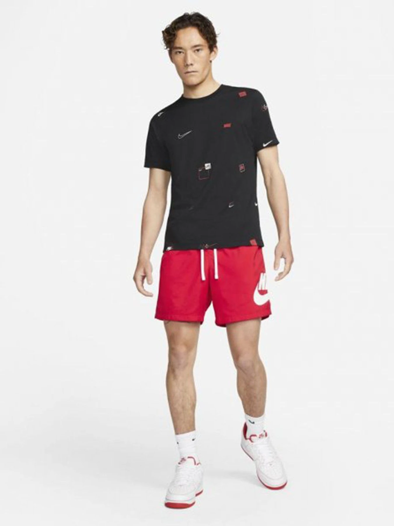 Футболки і поло NIKE Sportswear модель DN5246-010 Футболки і поло NIKE Sportswear модель DN5246-010 Фото