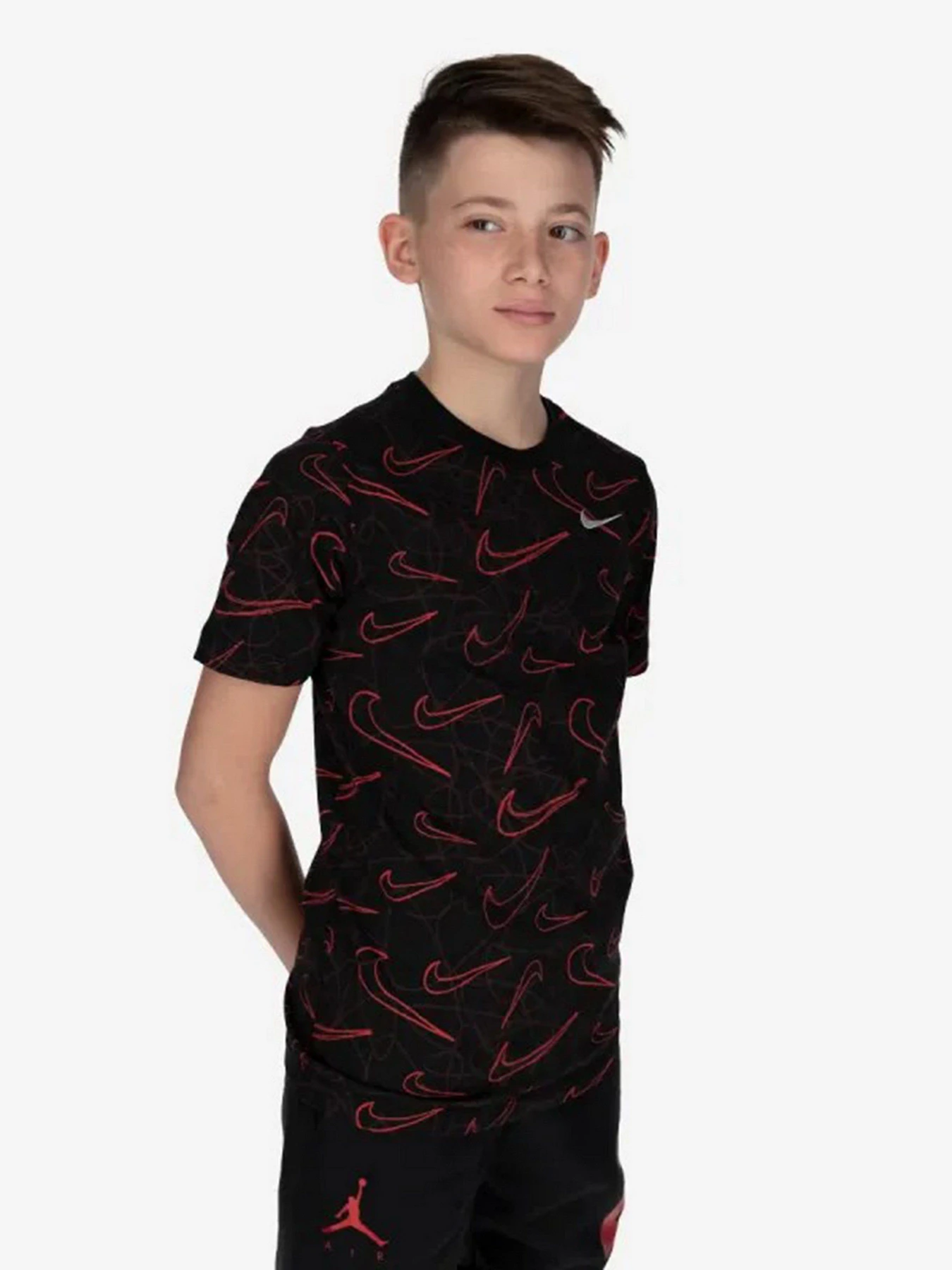 Футболки и поло NIKE Sportswear модель DO1815-010 Футболки и поло NIKE Sportswear модель DO1815-010 Фото