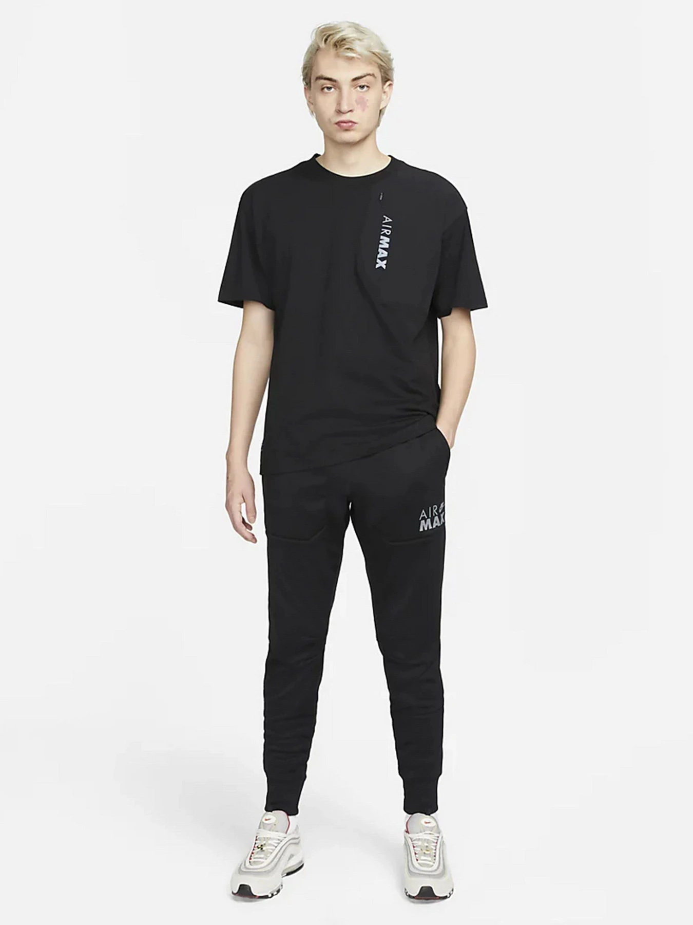 Брюки NIKE Air Max Therma-FIT Fleece модель DO7238-010 Фото