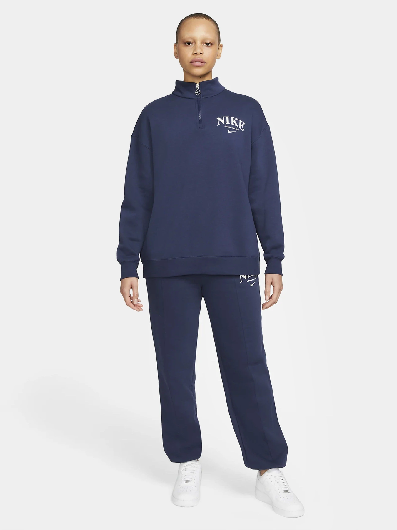 Брюки NIKE Sportswear Essentials модель DQ5384-410 Брюки NIKE Sportswear Essentials модель DQ5384-410 Фото