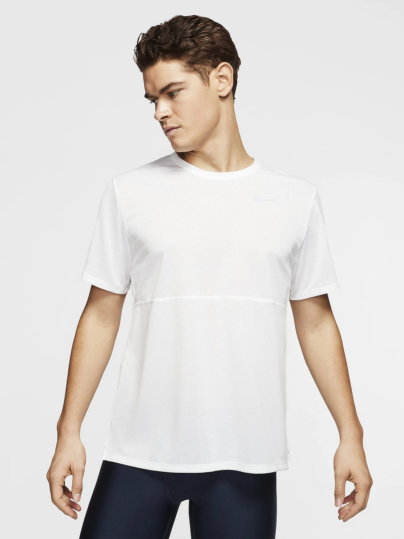 Футболки і поло NIKE Breathe модель CJ5332-100 Футболки і поло NIKE Breathe модель CJ5332-100 Фото
