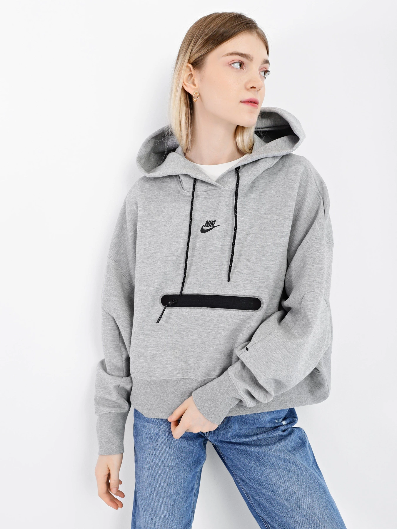 Худи и свитшоты NIKE Sportswear Tech Fleece модель DR4973-063 Худи и свитшоты NIKE Sportswear Tech Fleece модель DR4973-063 Фото