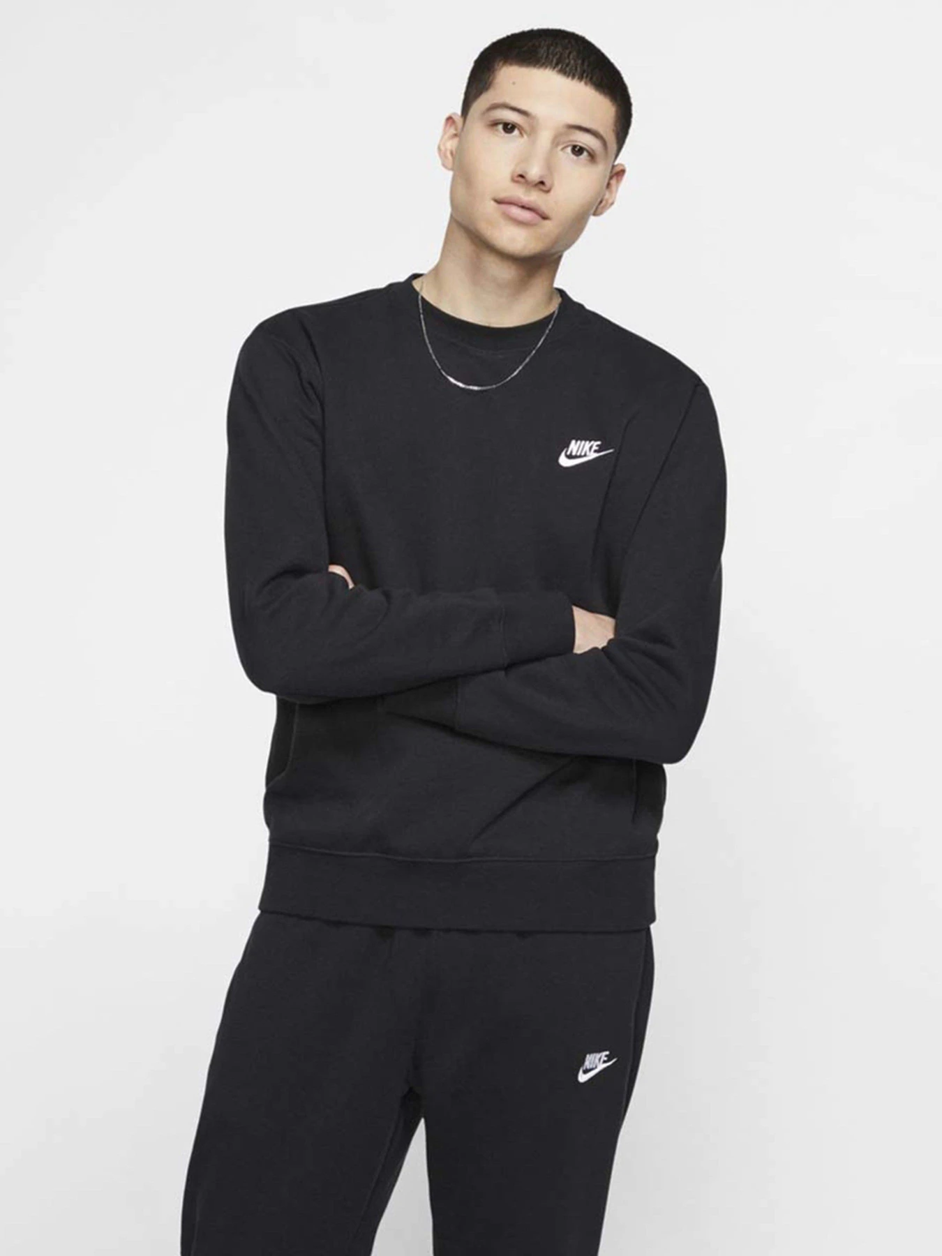 Худи и свитшоты NIKE CLUB модель BV2662-010 Худи и свитшоты NIKE CLUB модель BV2662-010 Фото