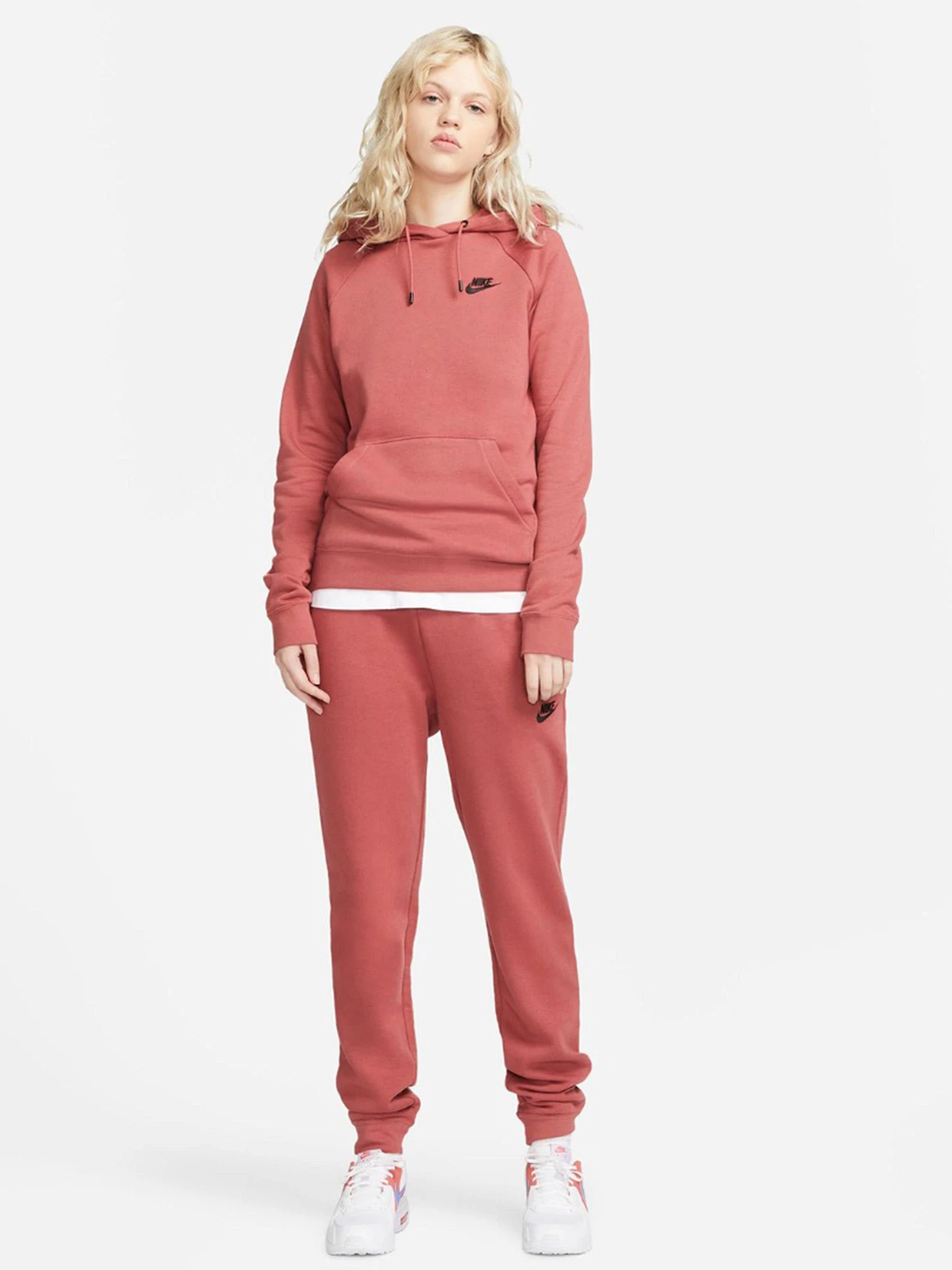 Худи и свитшоты NIKE Sportswear Essentials модель DX2316-691 Худи и свитшоты NIKE Sportswear Essentials модель DX2316-691 Фото