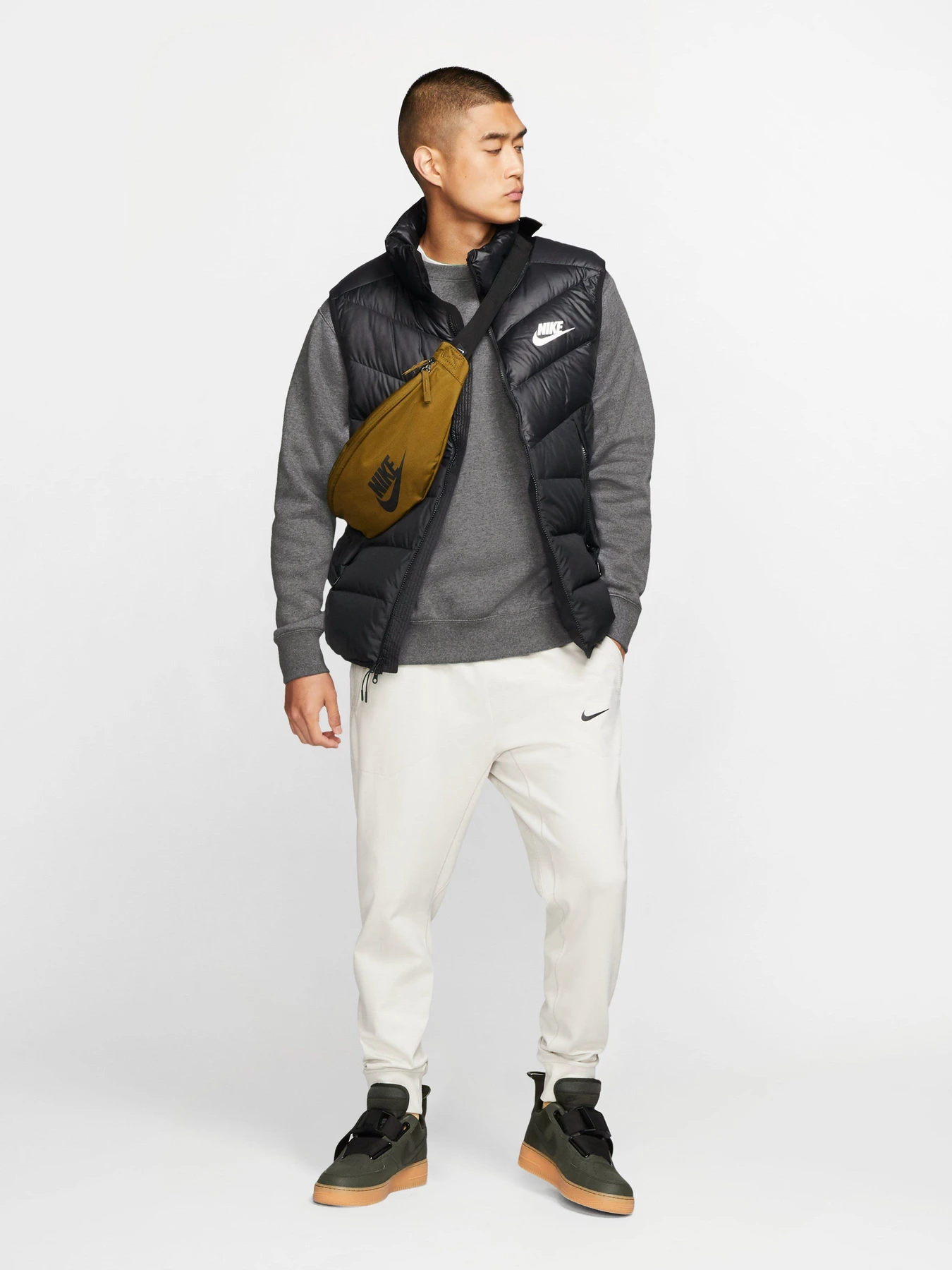 Худі та світшоти NIKE Sportswear Club Fleece модель BV2662-071 Худі та світшоти NIKE Sportswear Club Fleece модель BV2662-071 Фото