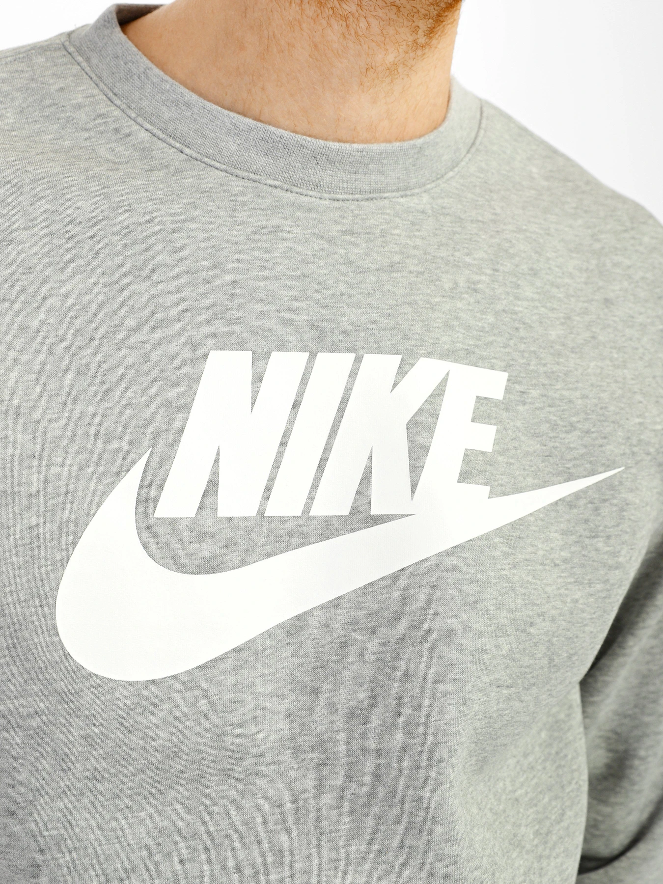 Худі та світшоти NIKE Sportswear Club Fleece Graphic Crew модель DQ4912-063 Худі та світшоти NIKE Sportswear Club Fleece Graphic Crew модель DQ4912-063 Фото