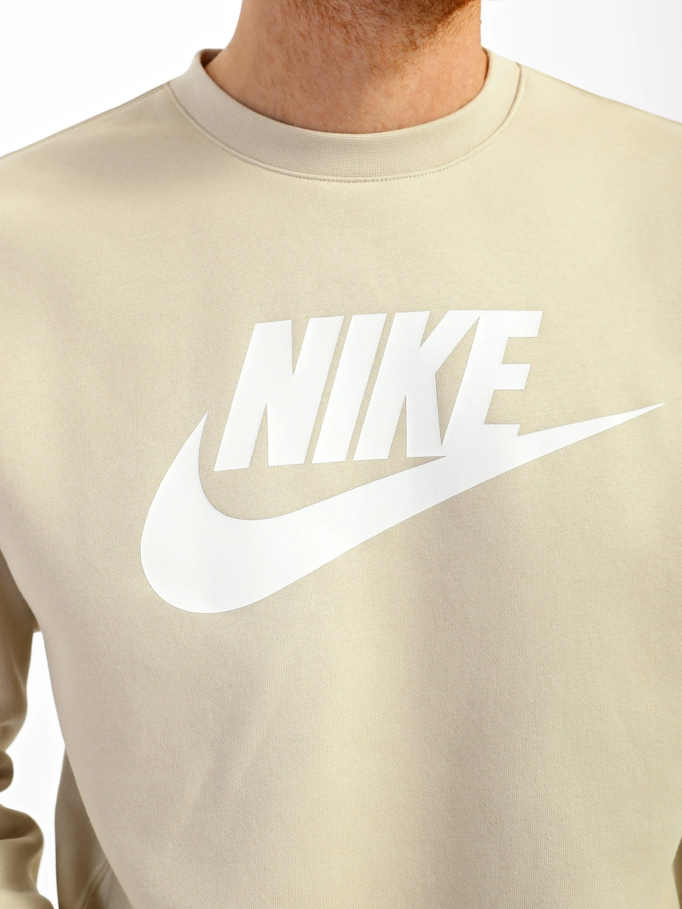 Худі та світшоти NIKE Sportswear Club Fleece Graphic Crew модель DQ4912-206 Худі та світшоти NIKE Sportswear Club Fleece Graphic Crew модель DQ4912-206 Фото