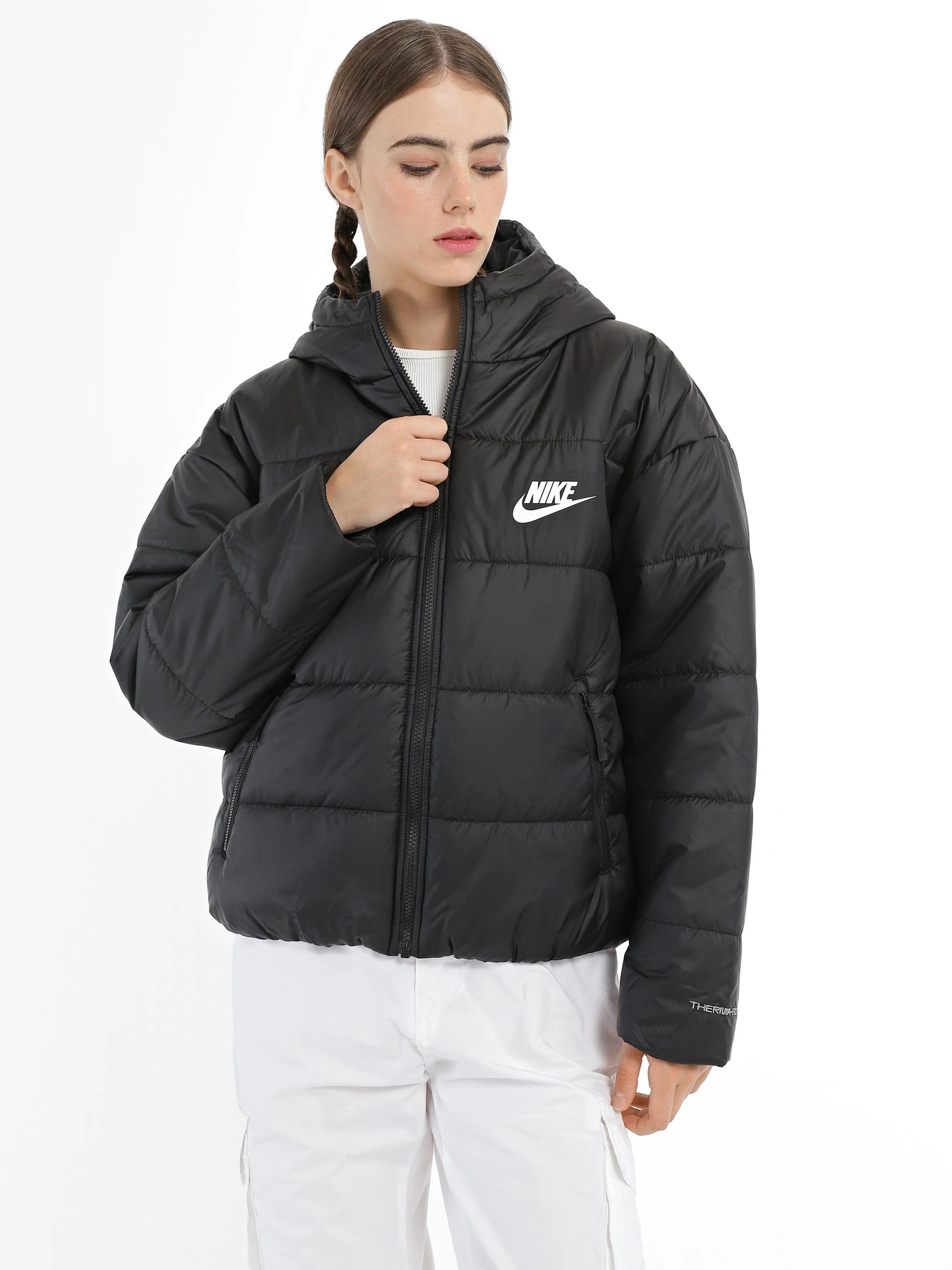 Куртки и дубленки NIKE Therma-FIT Repel модель DX1797-010 Куртки и дубленки NIKE Therma-FIT Repel модель DX1797-010 Фото