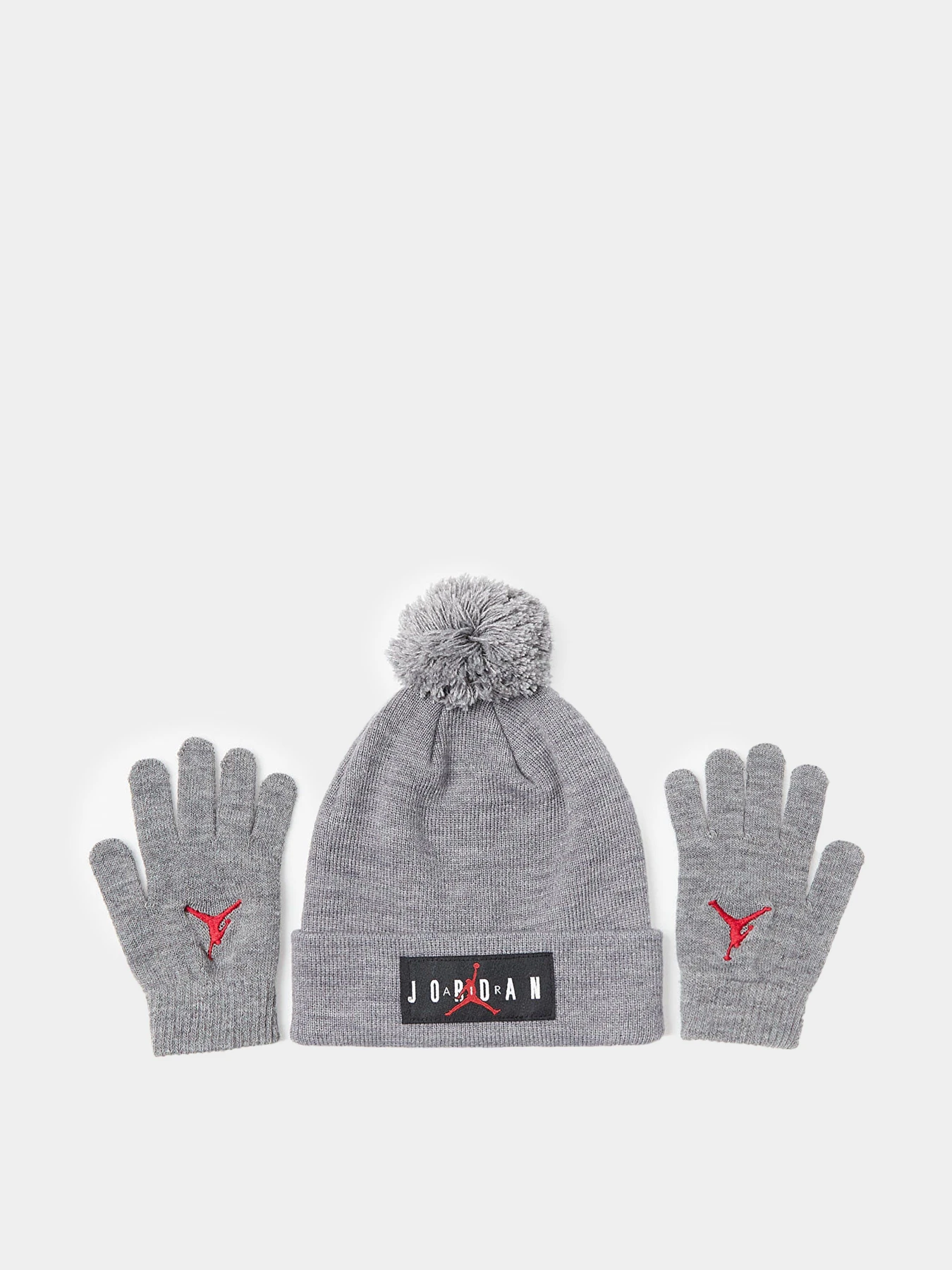 Шапки та кепки NIKE Jan Hbr Pom Beanie Set модель 8A0576-GEH Шапки та кепки NIKE Jan Hbr Pom Beanie Set модель 8A0576-GEH Фото