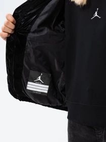 Куртки и дубленки NIKE JORDAN модель 45A658-023 Фото