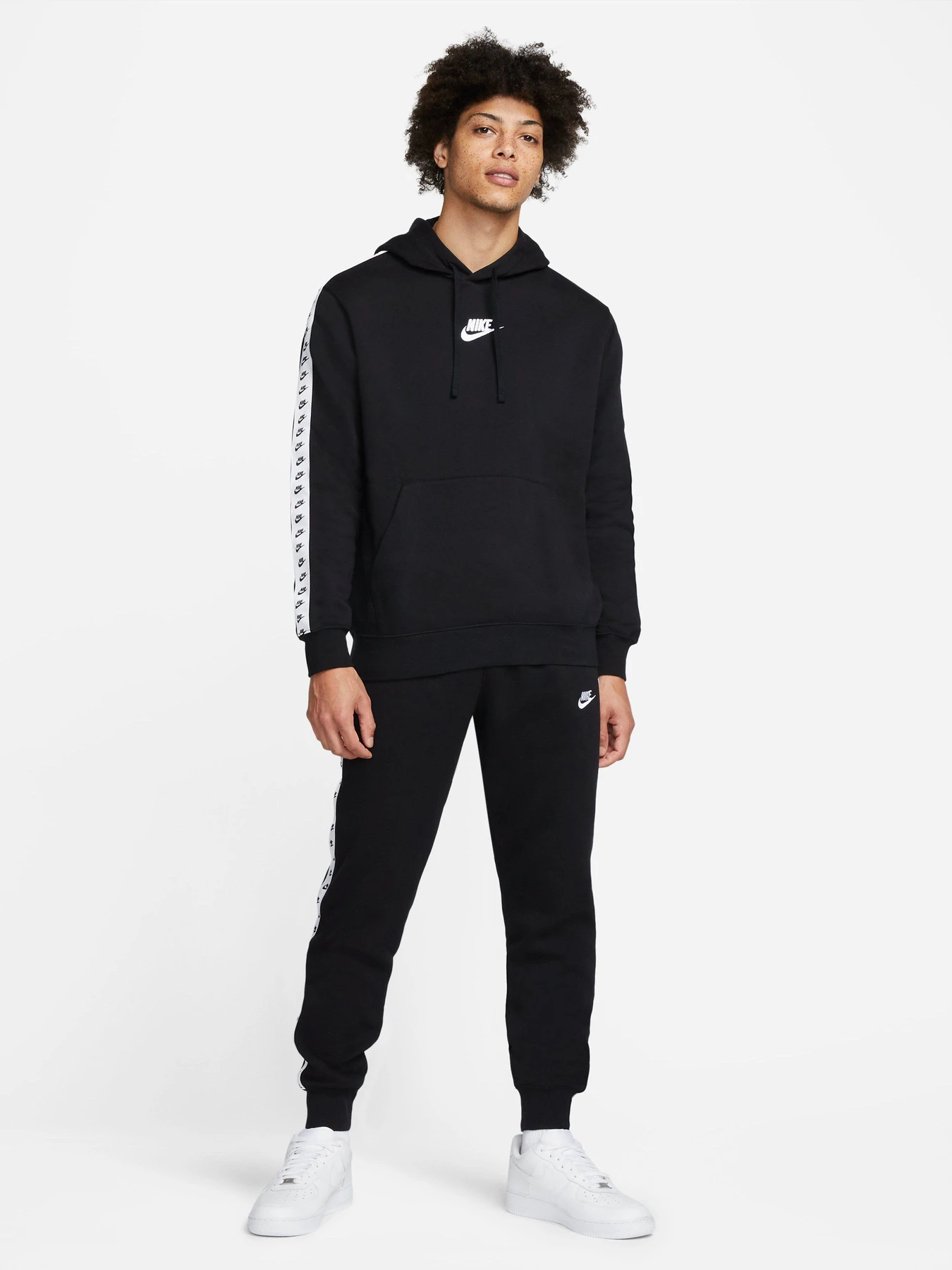 Костюмы NIKE  Sport Essential модель DM6838-010 Фото