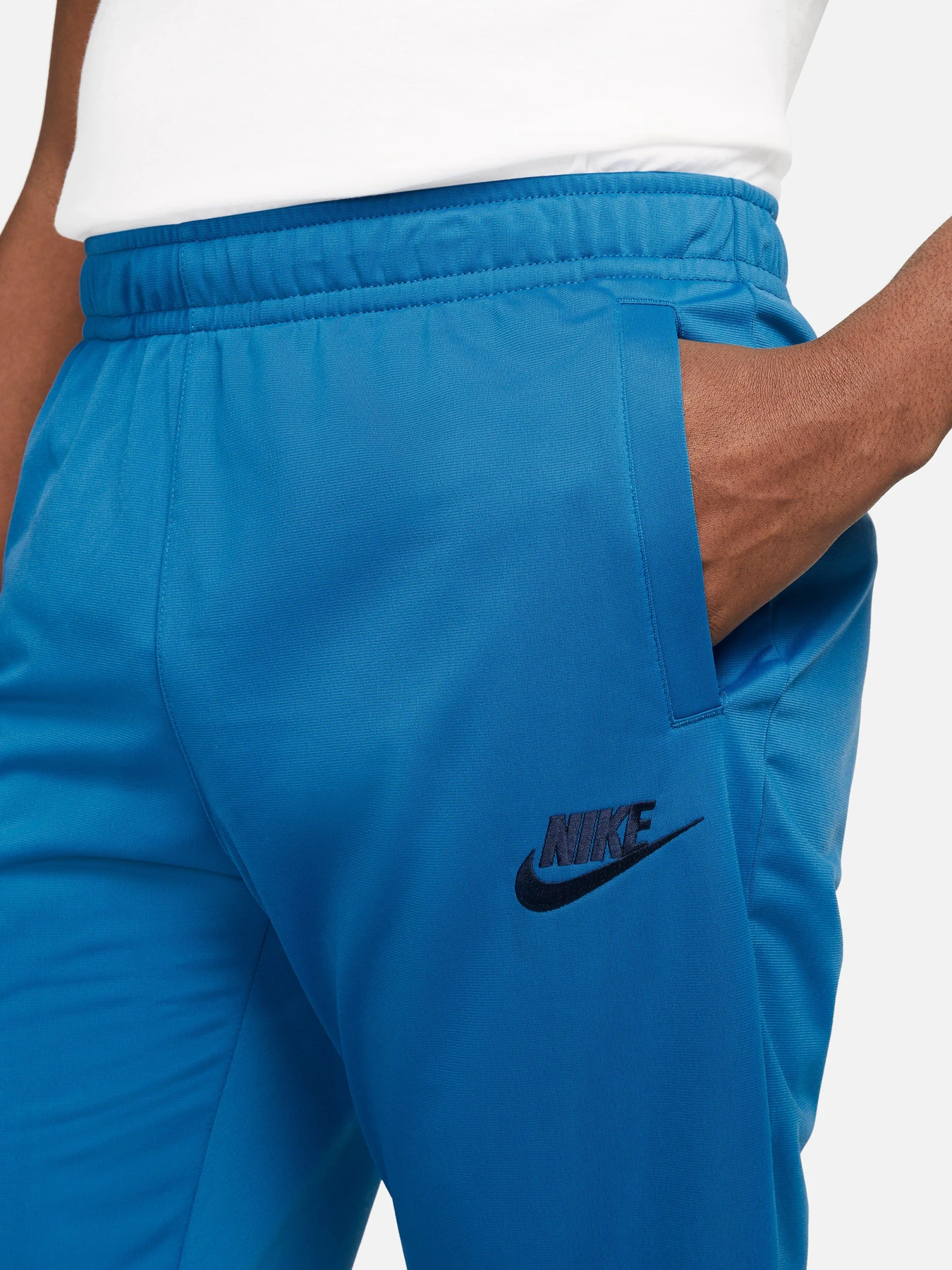 Костюмы NIKE Sport Essential модель DM6845-407 Костюмы NIKE Sport Essential модель DM6845-407 Фото