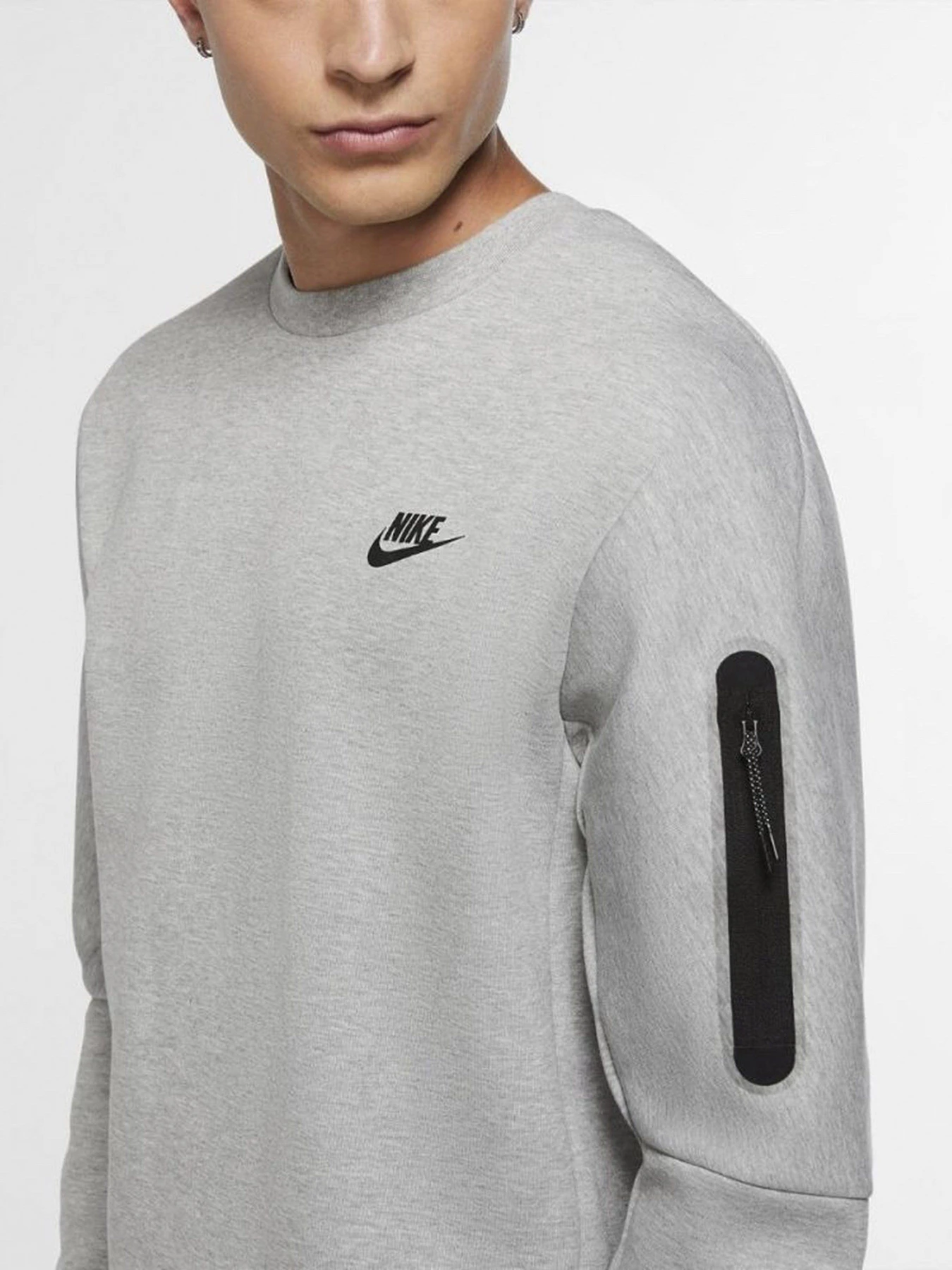 Худи и свитшоты NIKE Sportswear Tech Fleece модель CU4505-063 Худи и свитшоты NIKE Sportswear Tech Fleece модель CU4505-063 Фото