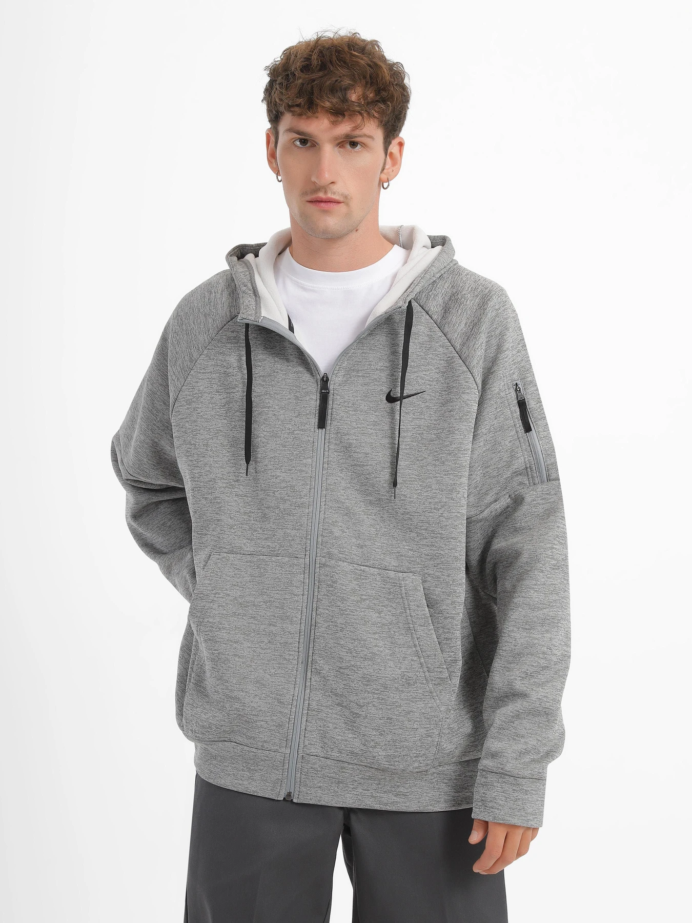 Худи и свитшоты NIKE Therma-FIT модель DQ4830-063 Худи и свитшоты NIKE Therma-FIT модель DQ4830-063 Фото