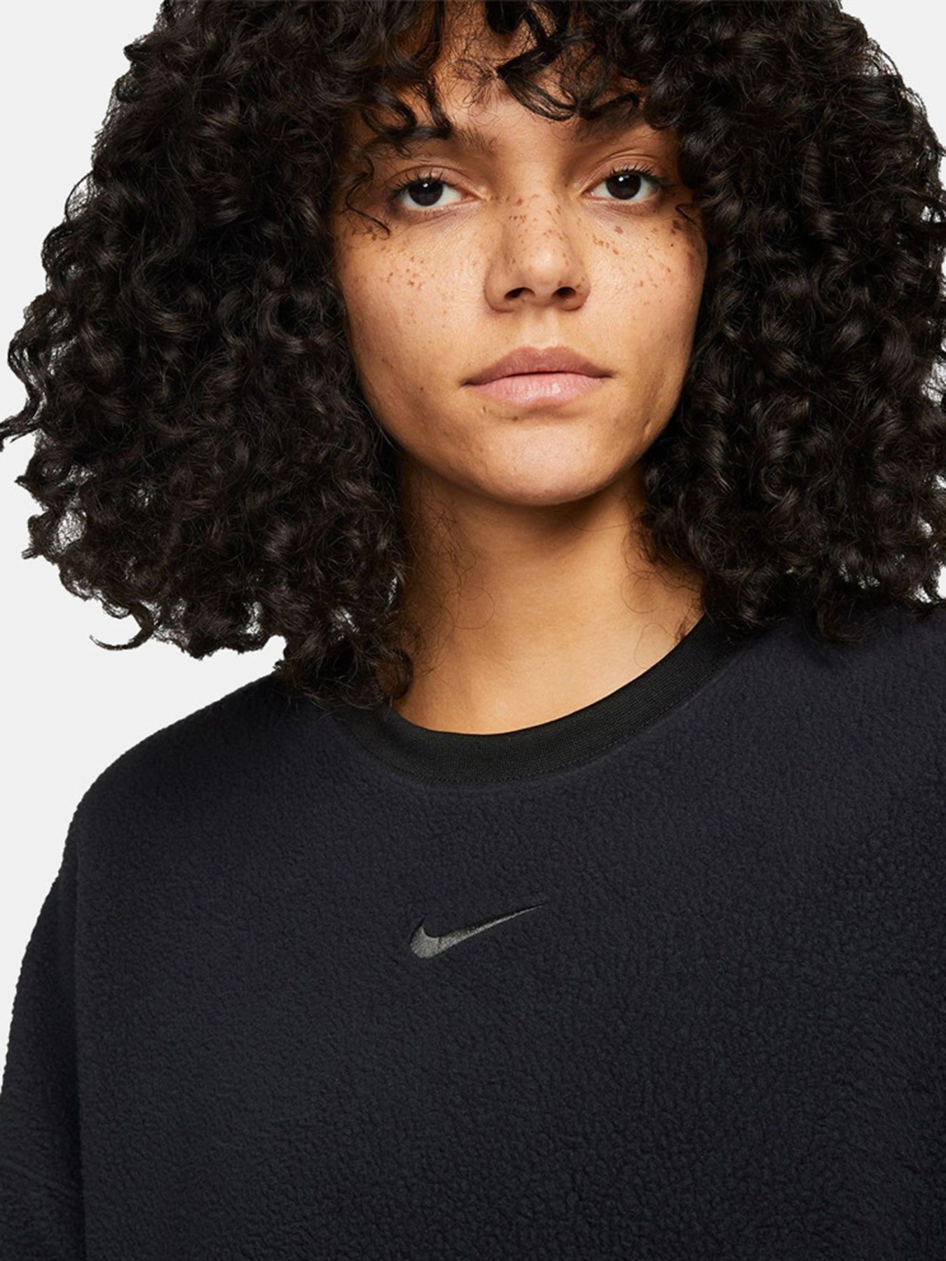 Худи и свитшоты NIKE Sportswear Plush модель DQ6844-010 Худи и свитшоты NIKE Sportswear Plush модель DQ6844-010 Фото
