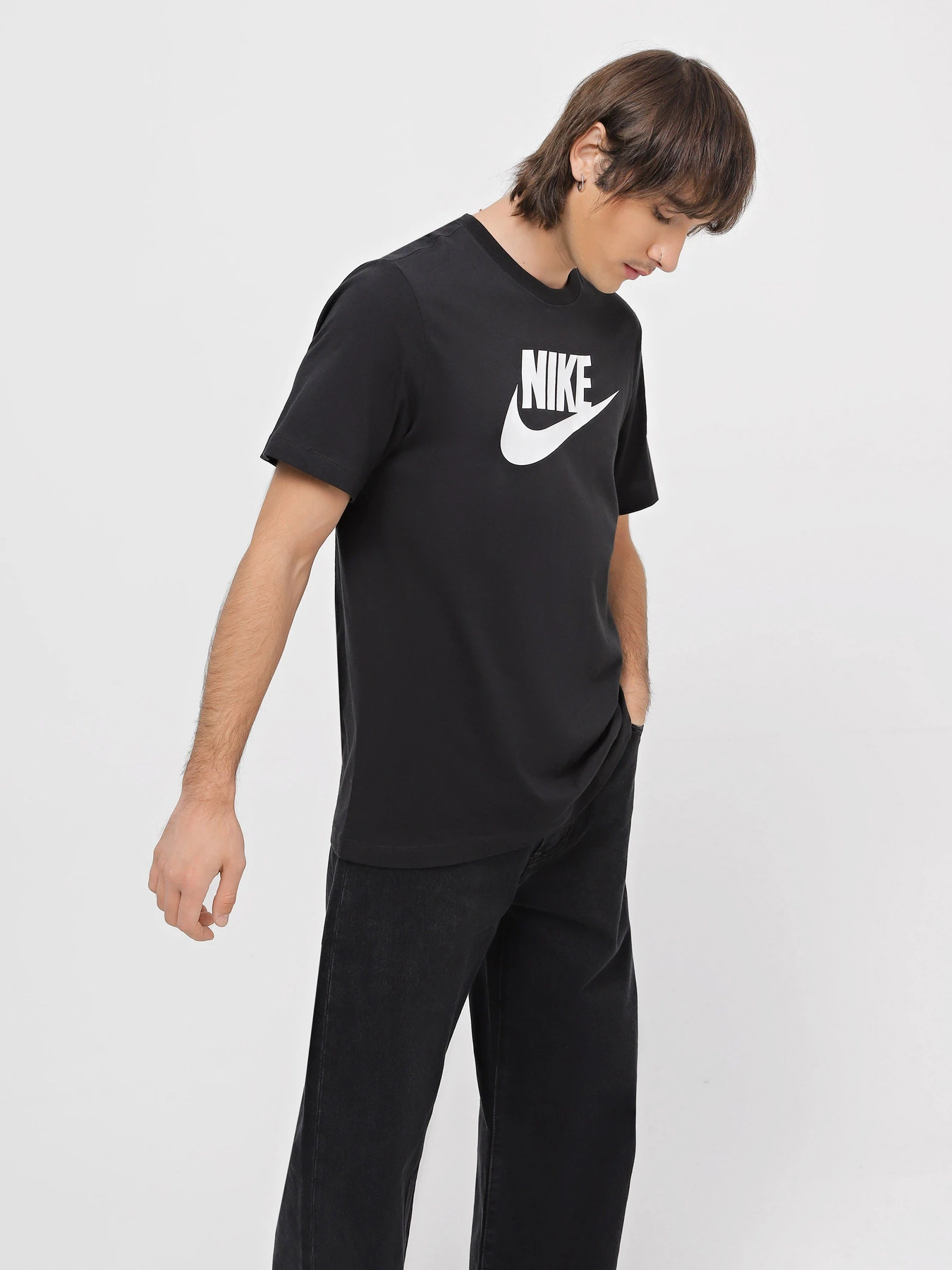 Футболки и поло NIKE ICON FUTURA модель AR5004-010 Футболки и поло NIKE ICON FUTURA модель AR5004-010 Фото