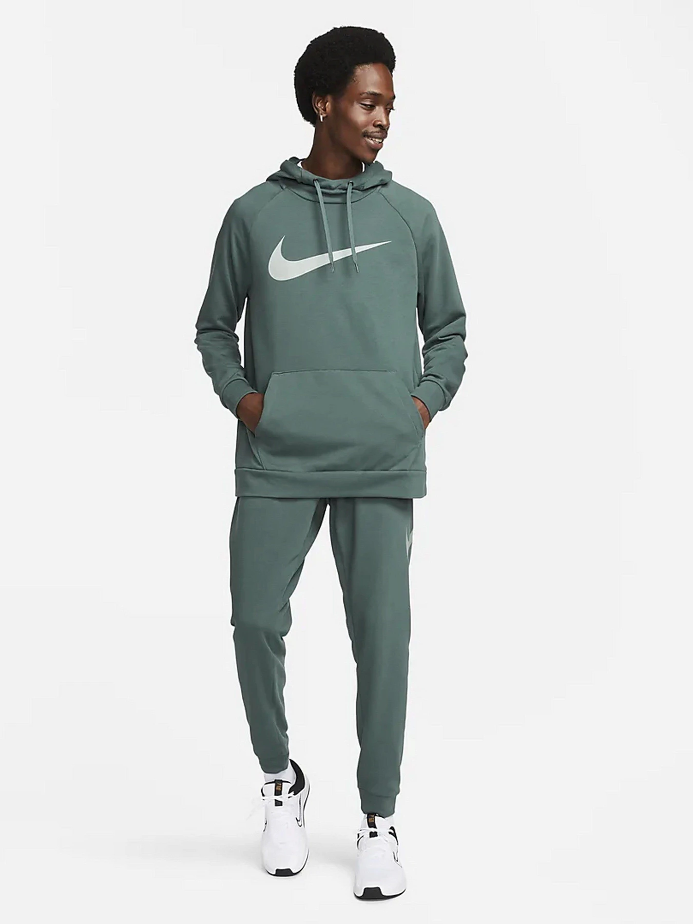 Худи и свитшоты NIKE Dri-FIT модель CZ2425-309 Фото