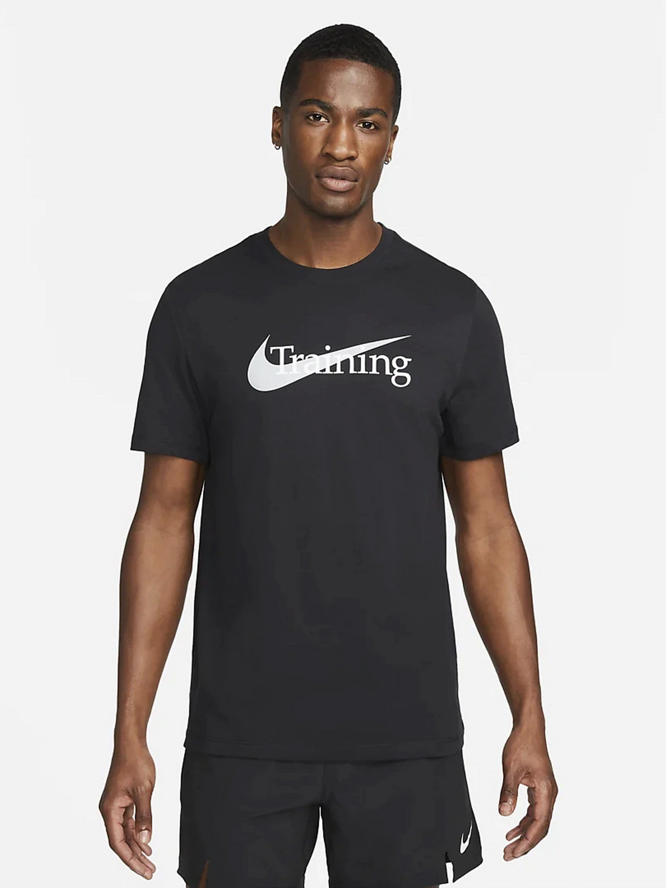 Футболки и поло NIKE Swoosh модель CZ7989-010 Футболки и поло NIKE Swoosh модель CZ7989-010 Фото