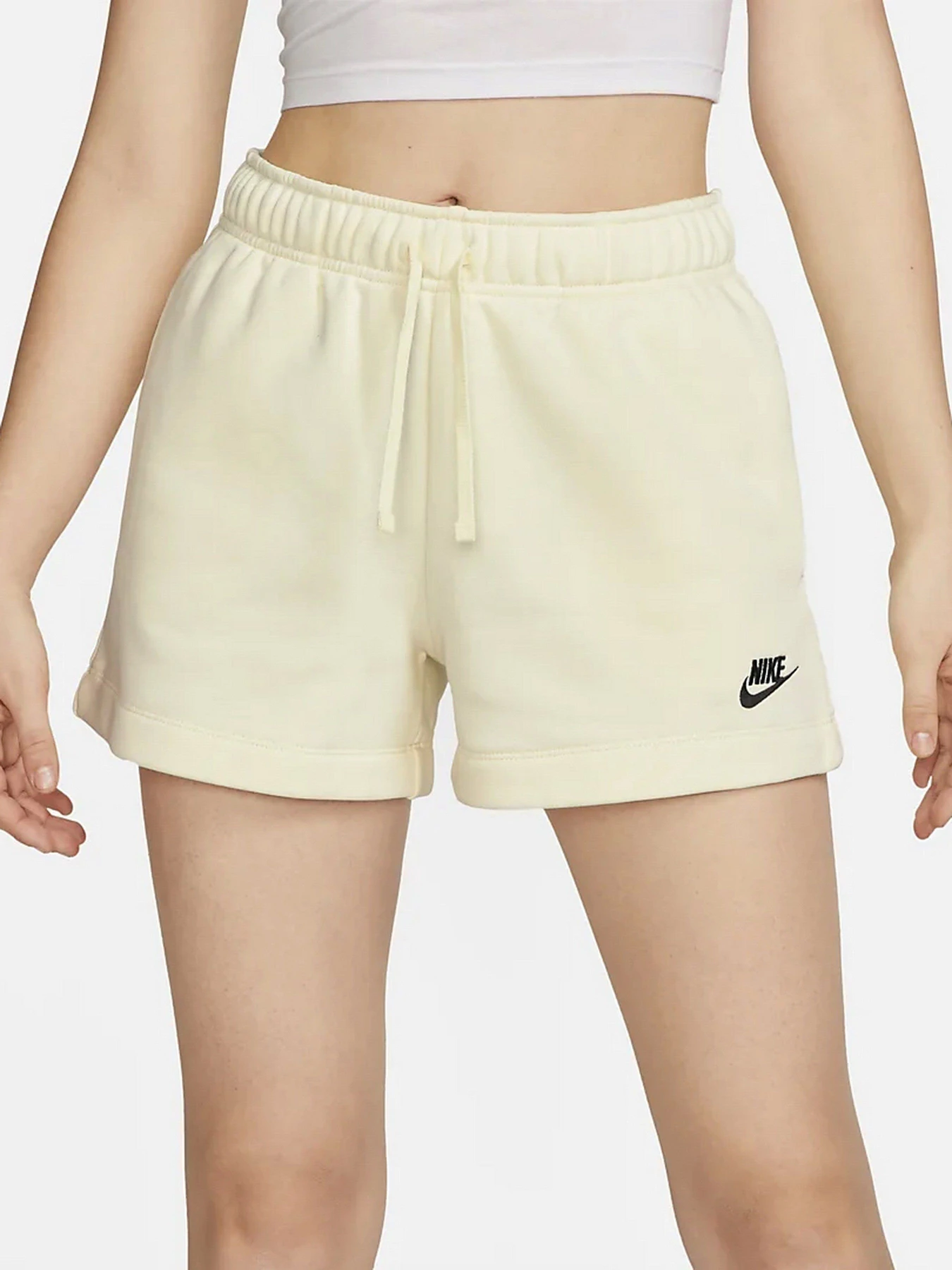 Шорты NIKE Sportswear Club Fleece модель DQ5802-113 Шорты NIKE Sportswear Club Fleece модель DQ5802-113 Фото