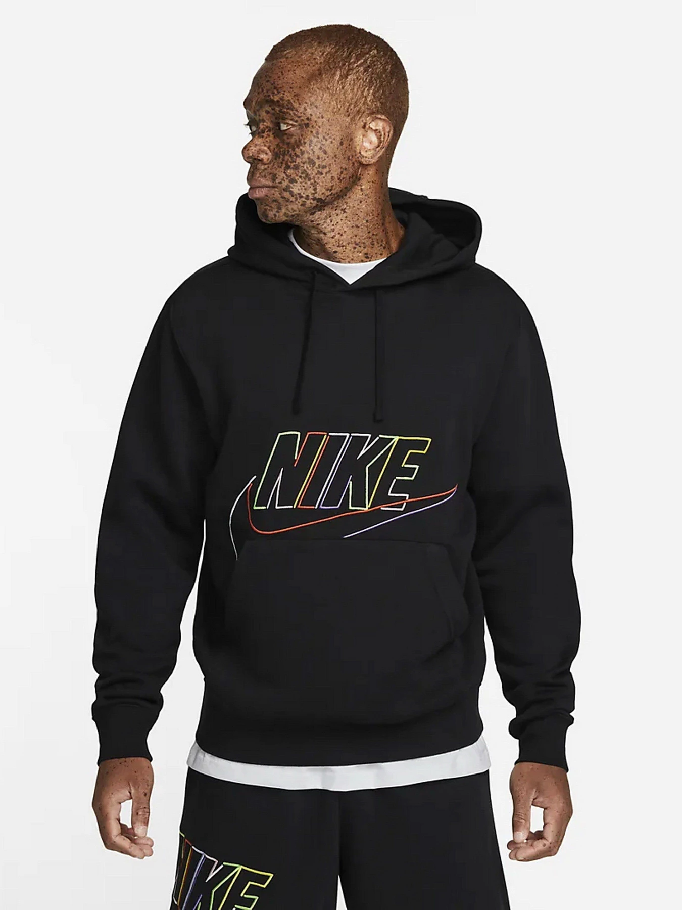 Худи и свитшоты NIKE Club Fleece+ модель DX0541-010 Худи и свитшоты NIKE Club Fleece+ модель DX0541-010 Фото